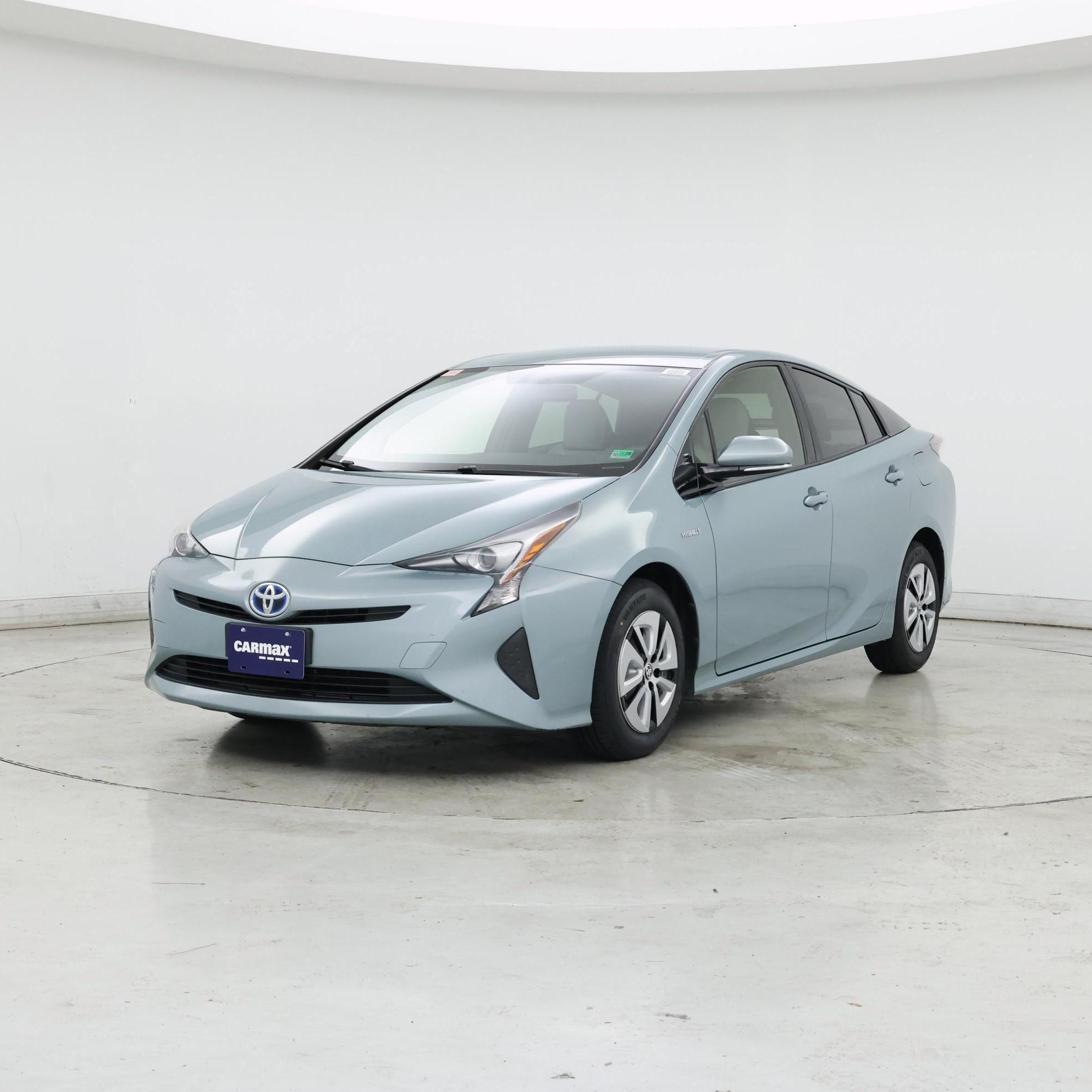 Thumbnail: 2016 Toyota Prius - 4