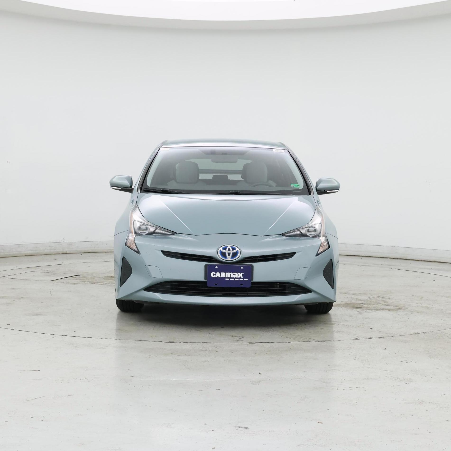 Thumbnail: 2016 Toyota Prius - 5