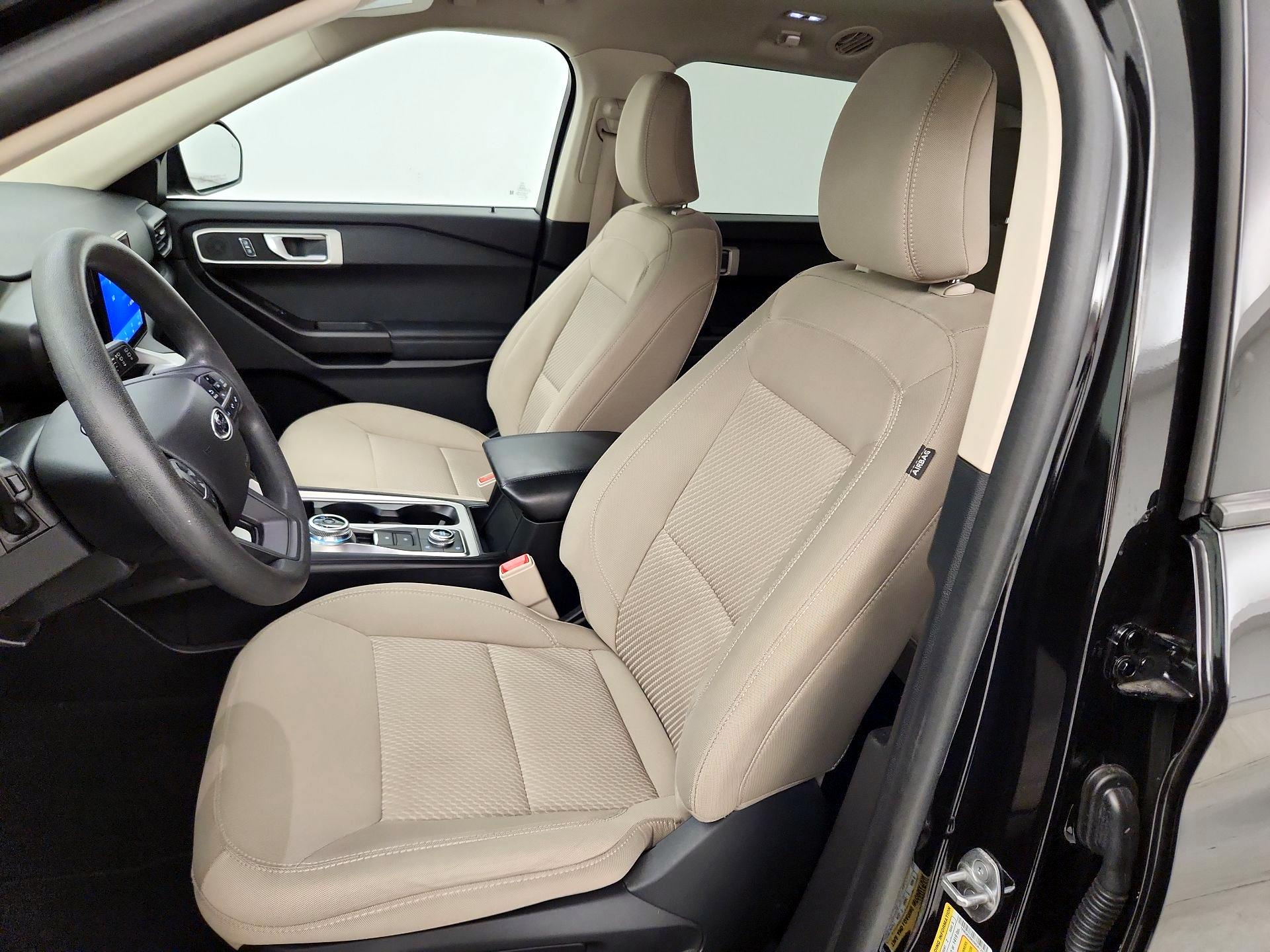 Thumbnail: 2021 Ford Explorer - 11