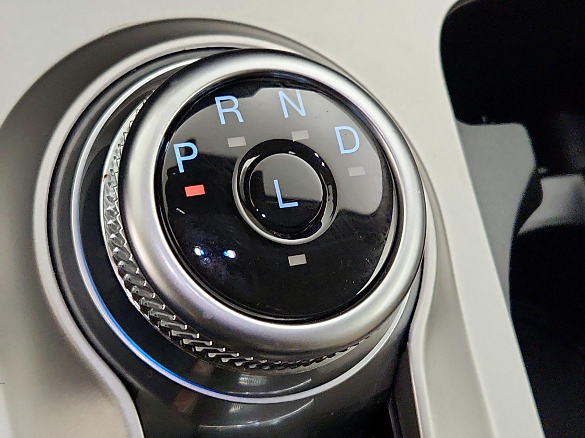 Thumbnail: 2021 Ford Explorer - 17