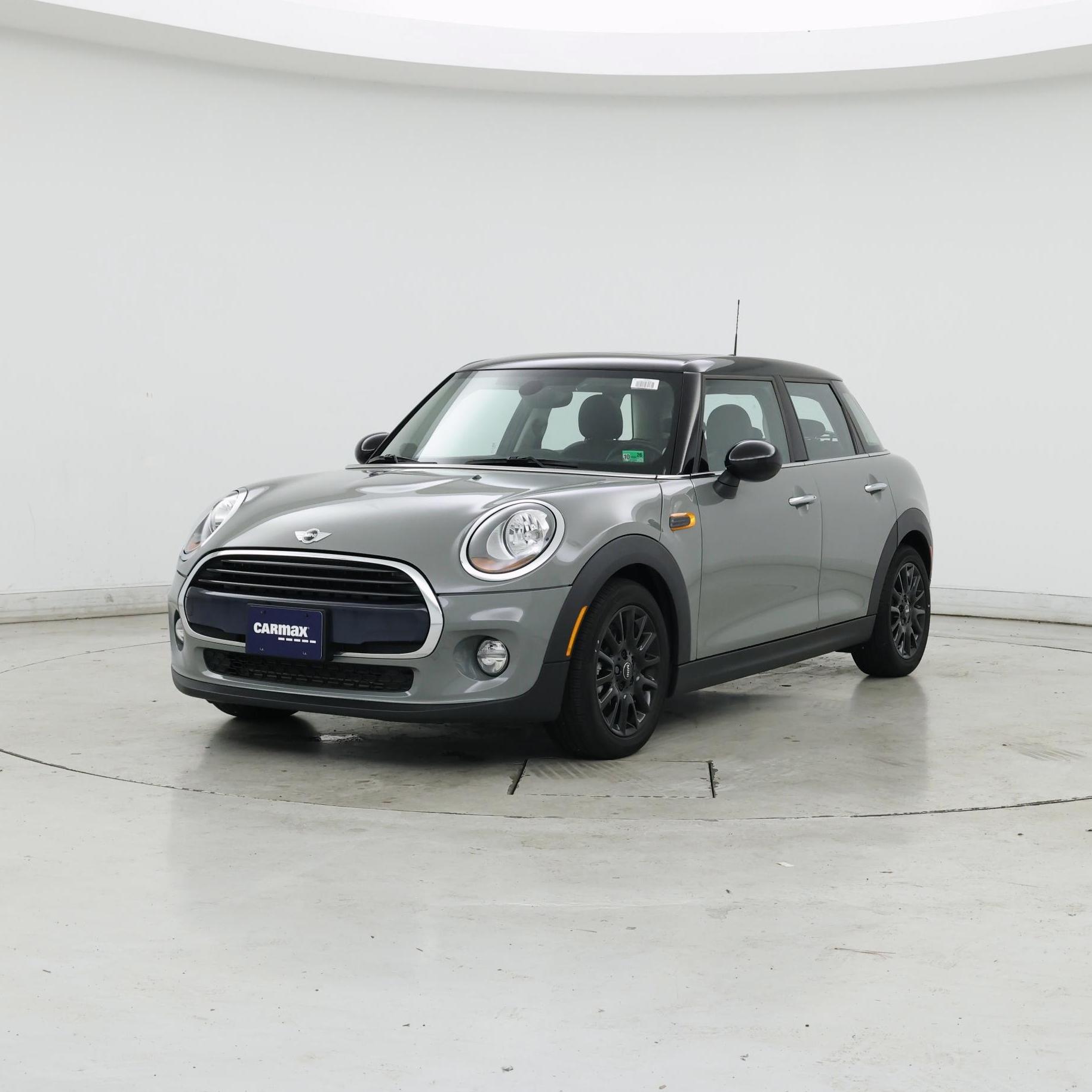 Thumbnail: 2018 MINI Cooper Hardtop - 4