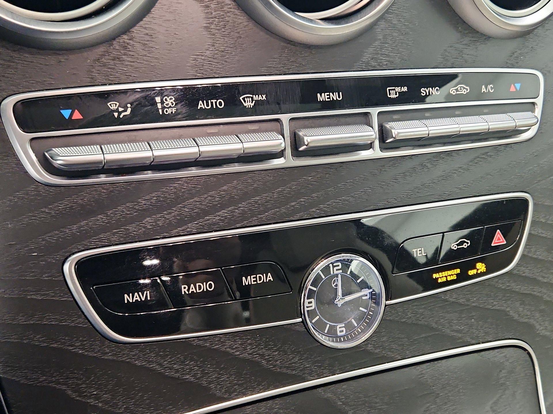 Thumbnail: 2021 Mercedes-Benz C-Class - 17