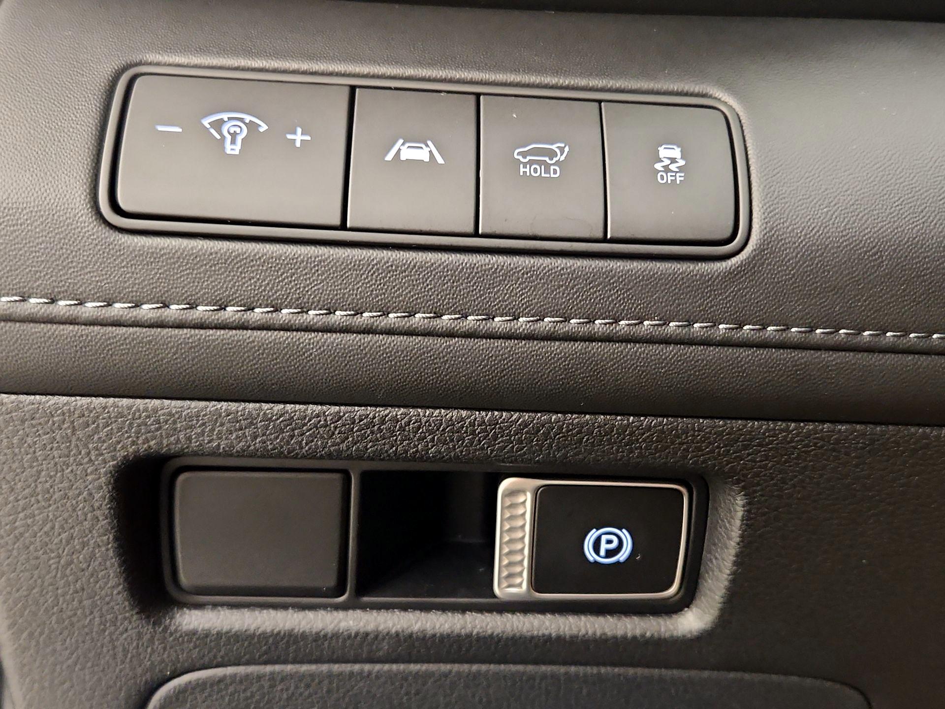 Thumbnail: 2023 Hyundai Santa Fe - 13