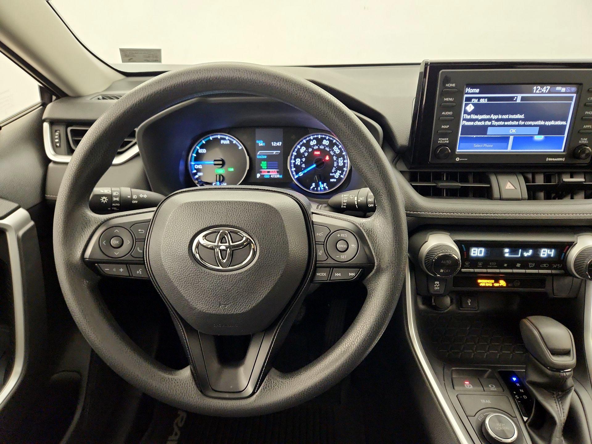 Thumbnail: 2020 Toyota RAV4 - 10