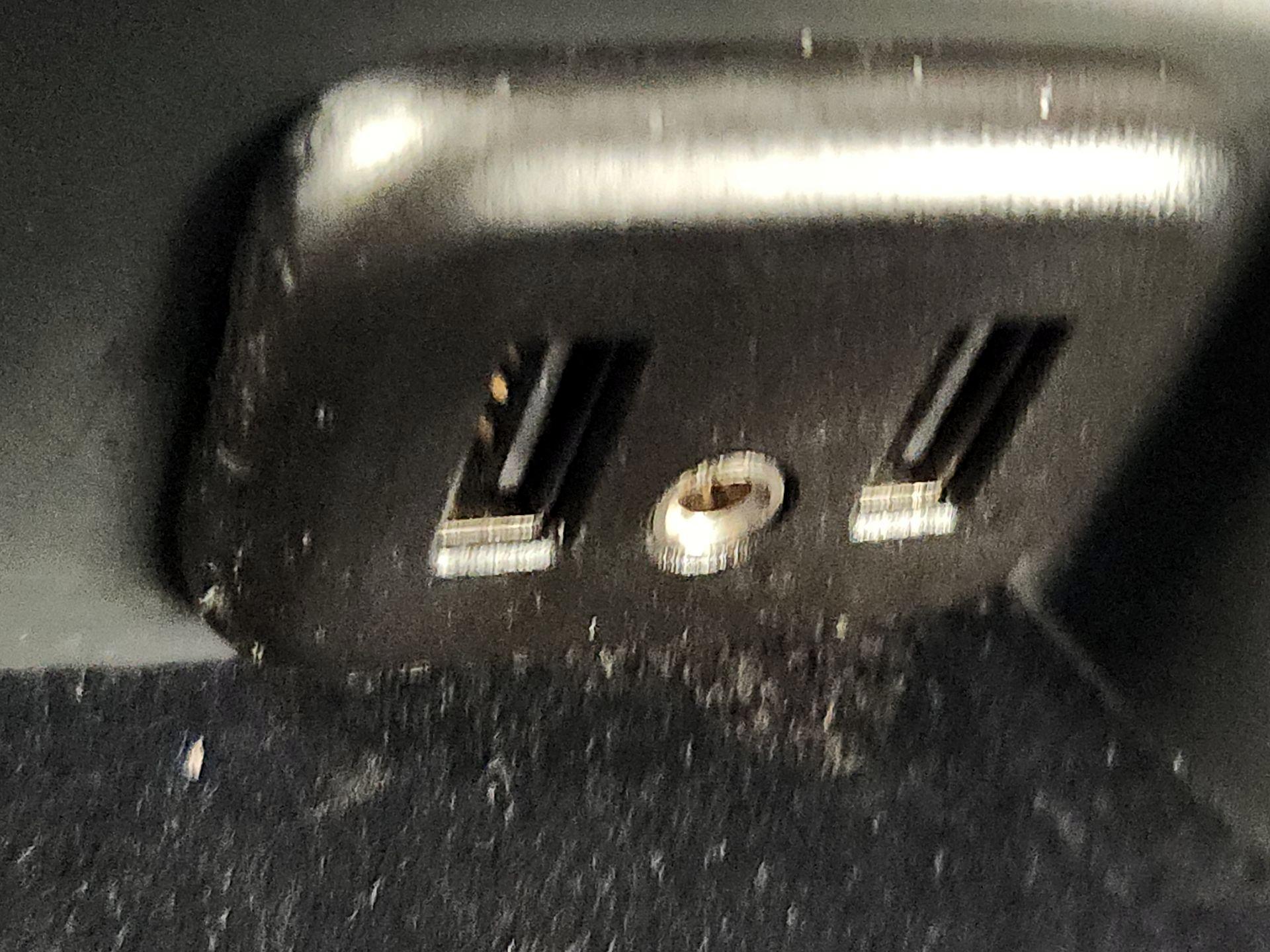 Thumbnail: 2019 Chevrolet Corvette - 18