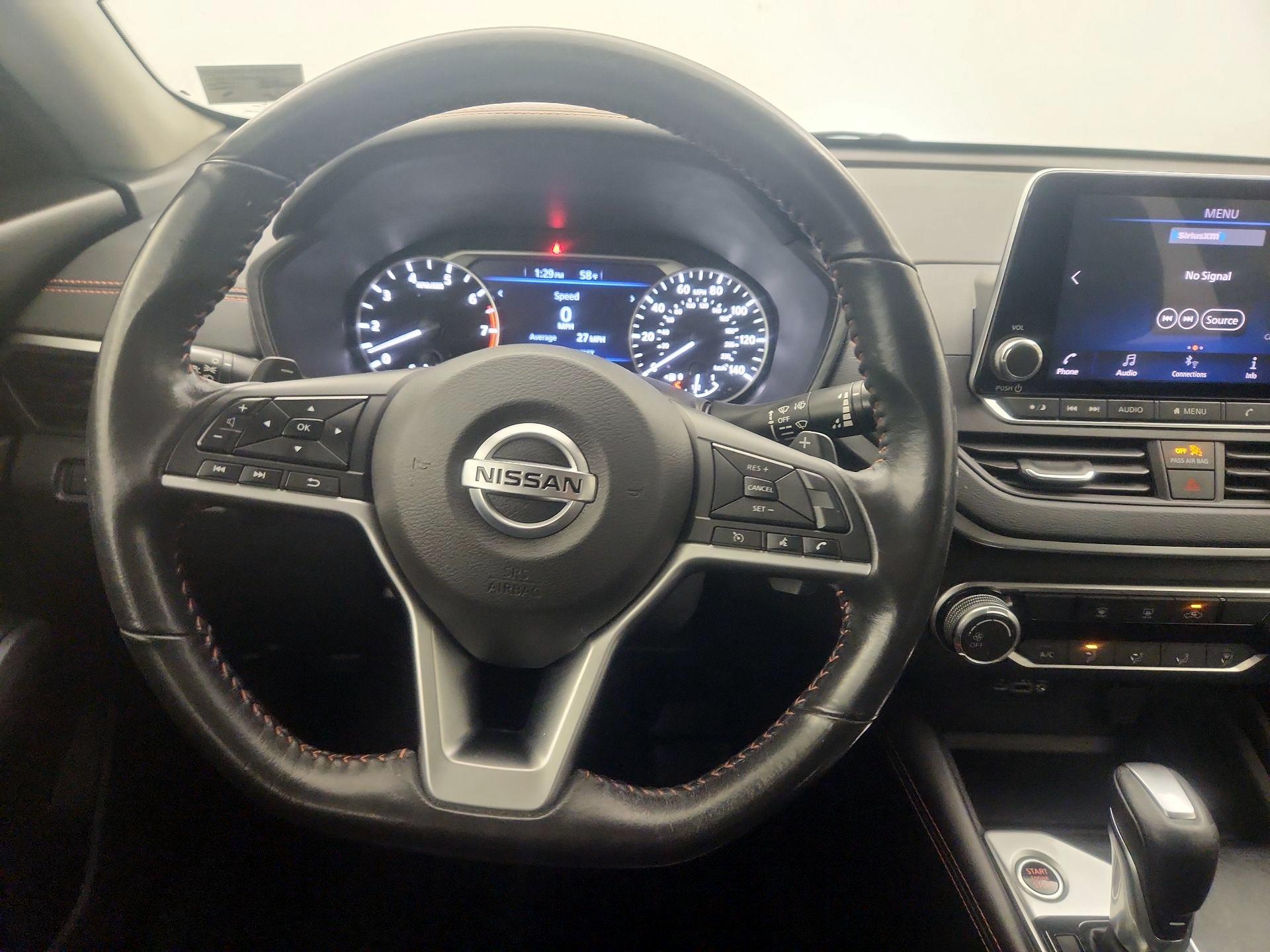 Thumbnail: 2022 Nissan Altima - 10