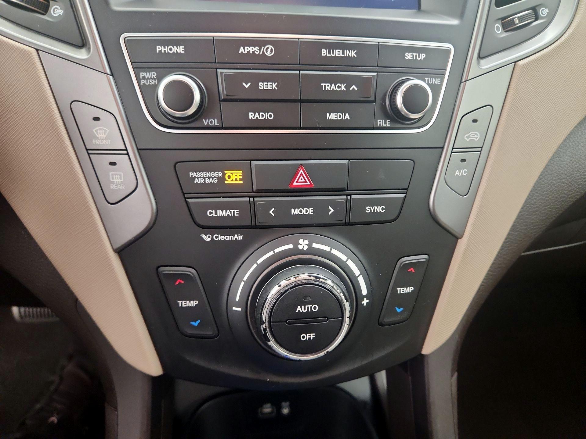 Thumbnail: 2017 Hyundai Santa Fe - 16