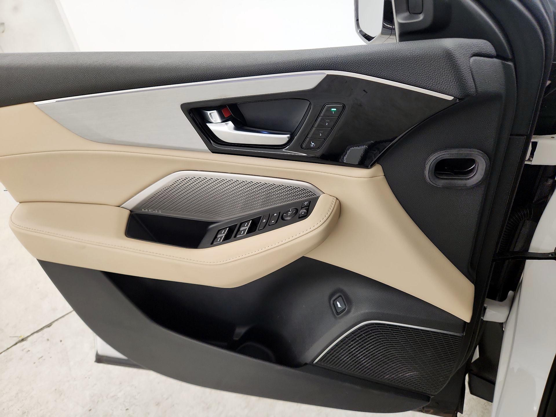 Thumbnail: 2023 Acura MDX - 12