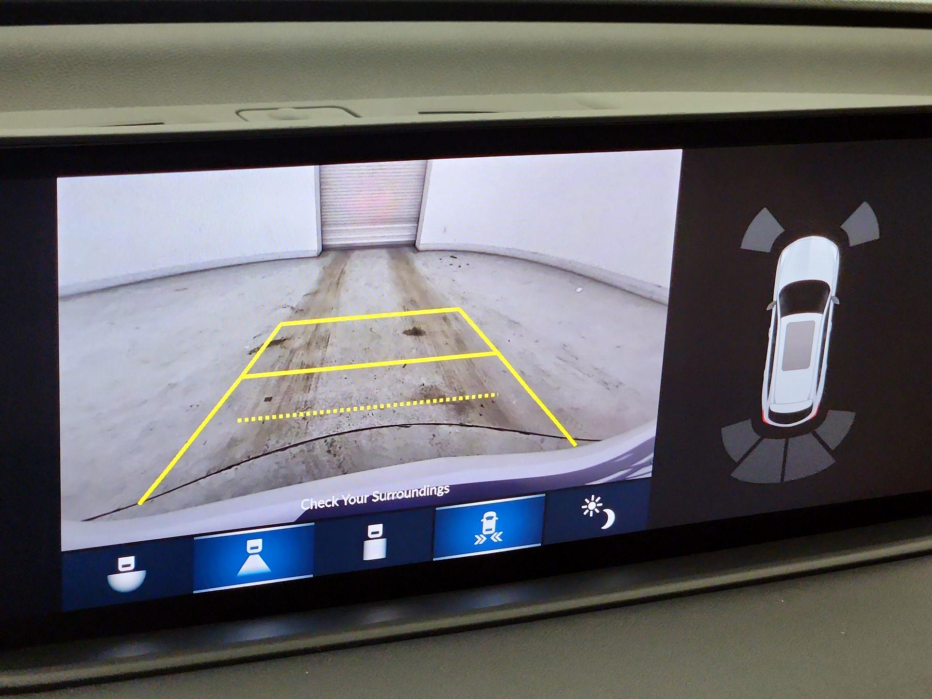 Thumbnail: 2023 Acura MDX - 15