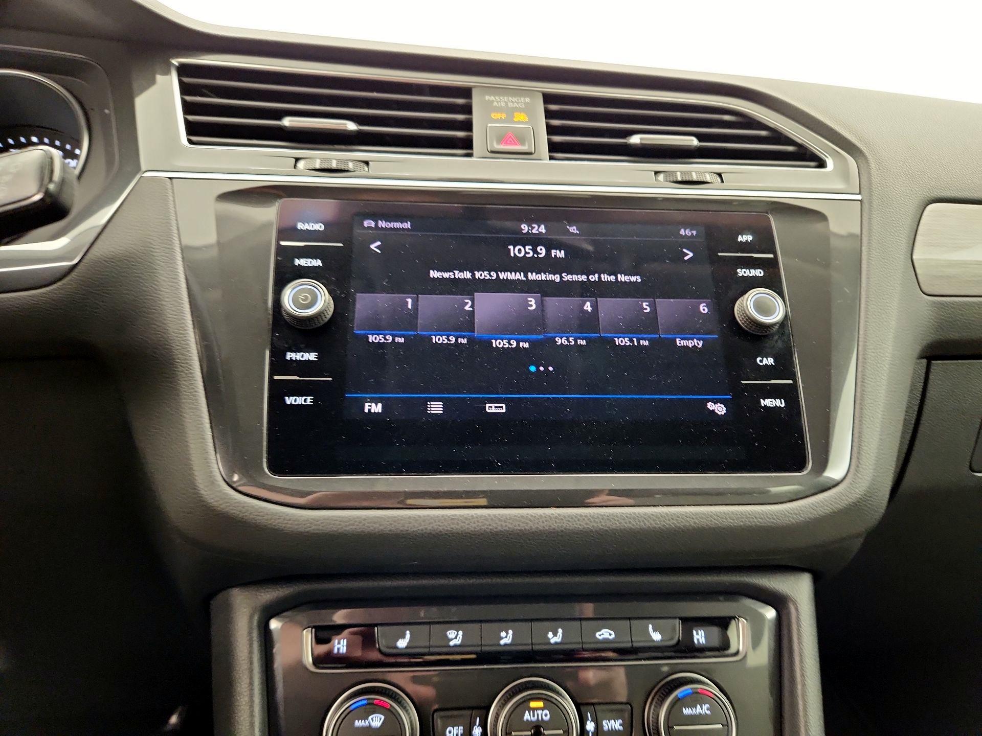 Thumbnail: 2018 Volkswagen Tiguan - 15