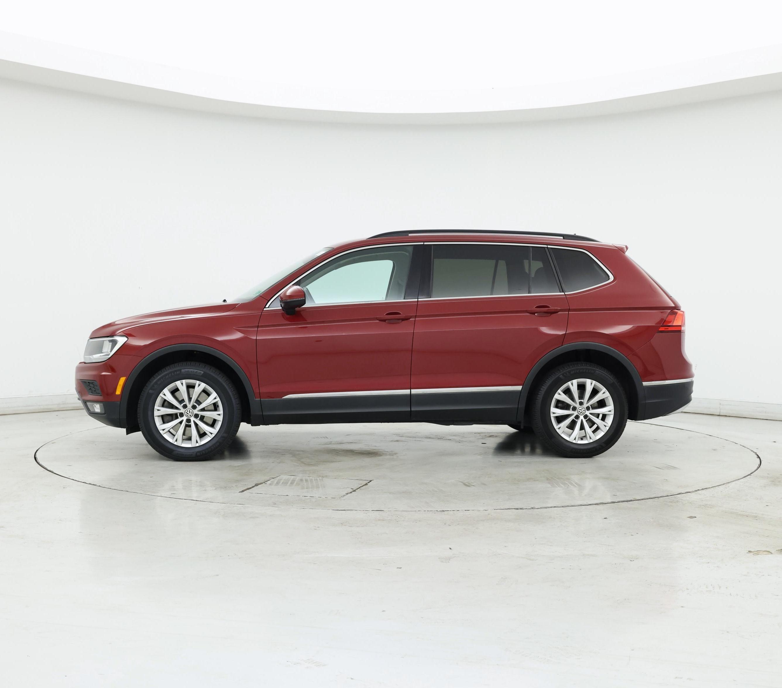 Thumbnail: 2018 Volkswagen Tiguan - 3