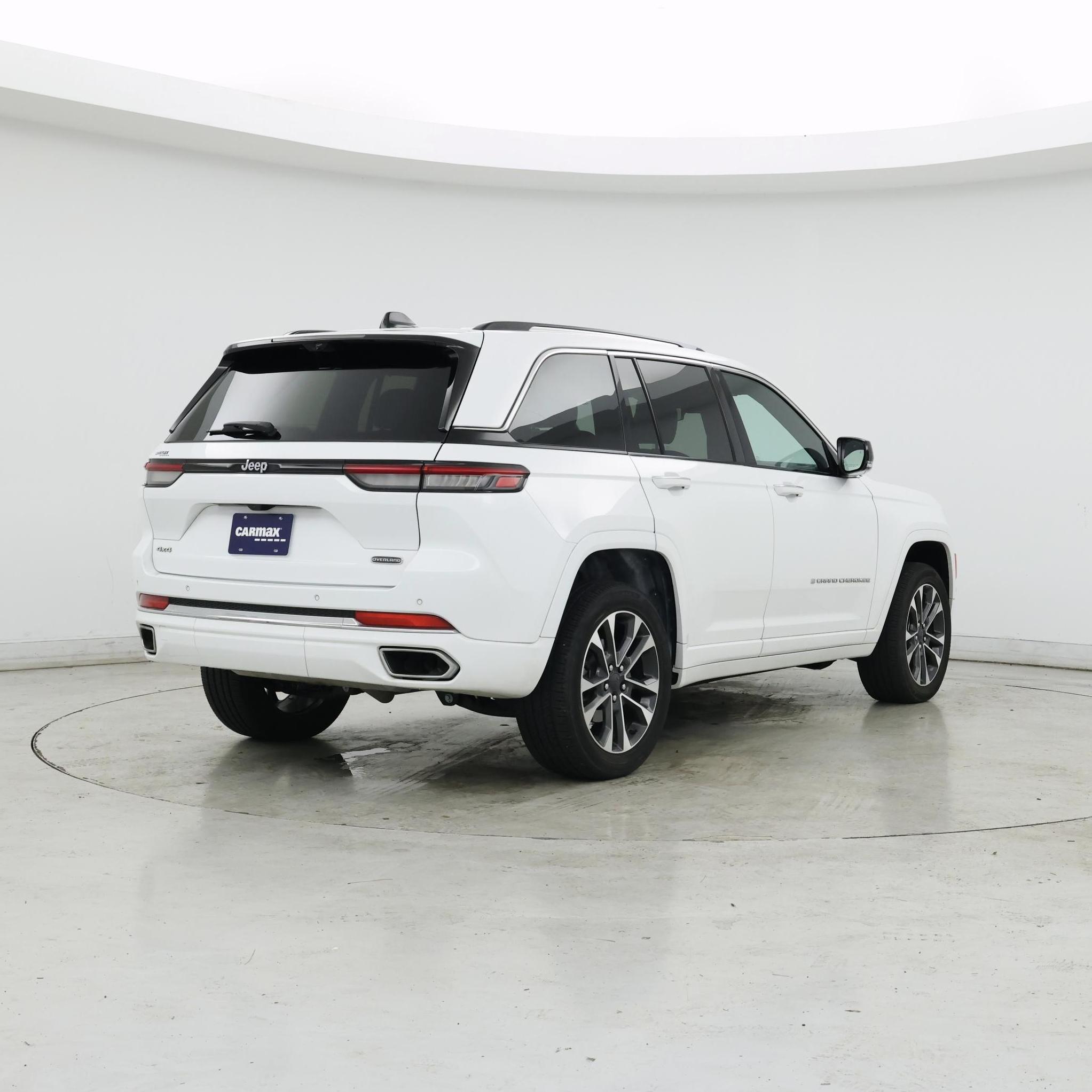 Thumbnail: 2023 Jeep Grand Cherokee - 8