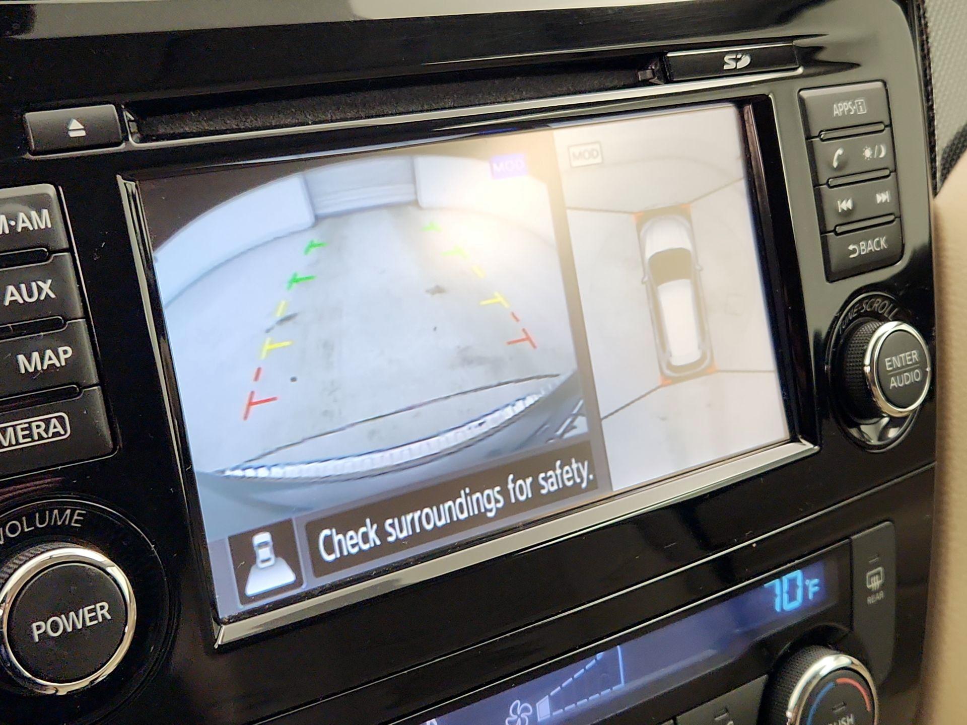 Thumbnail: 2016 Nissan Rogue - 14