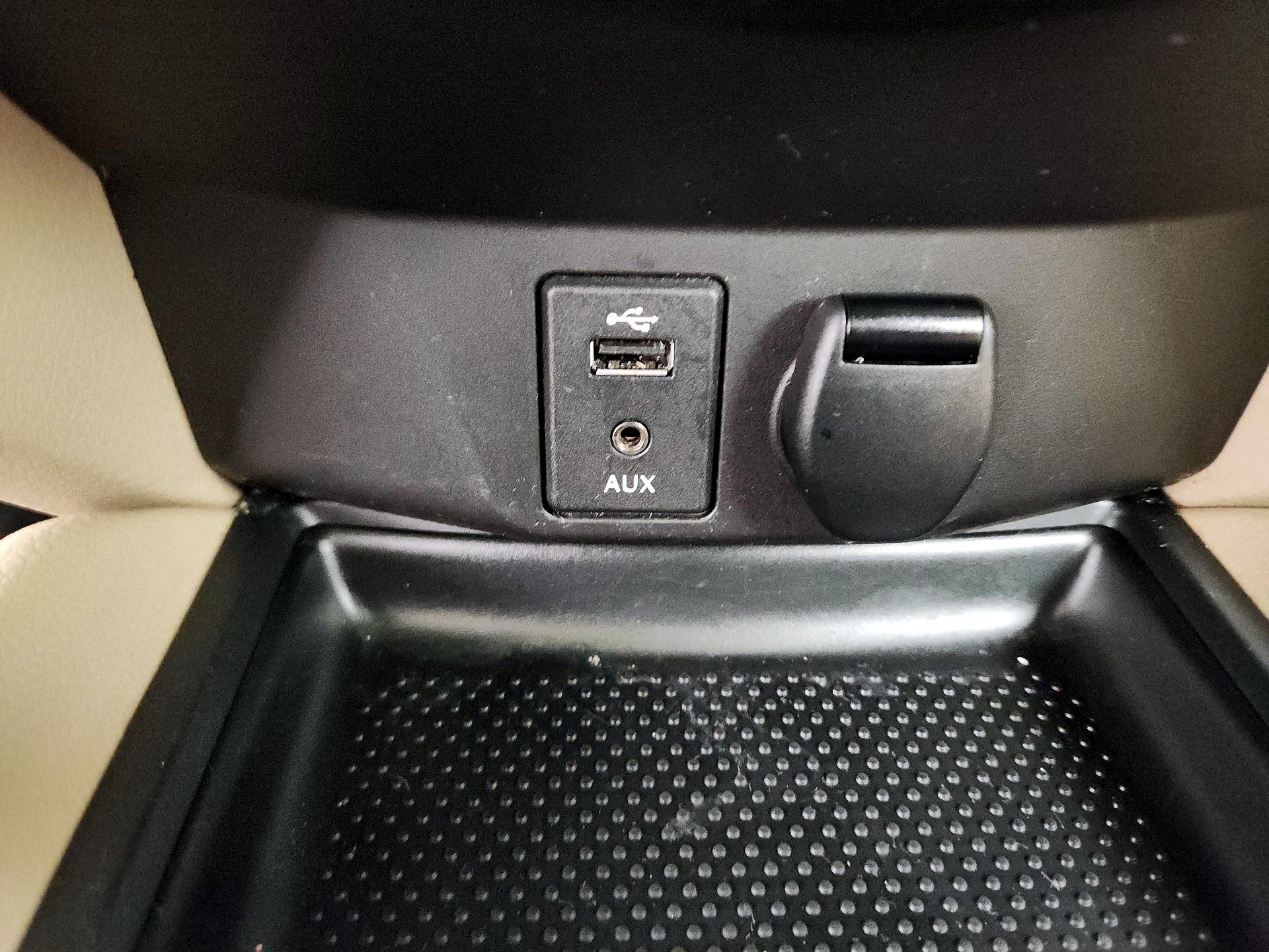 Thumbnail: 2016 Nissan Rogue - 18