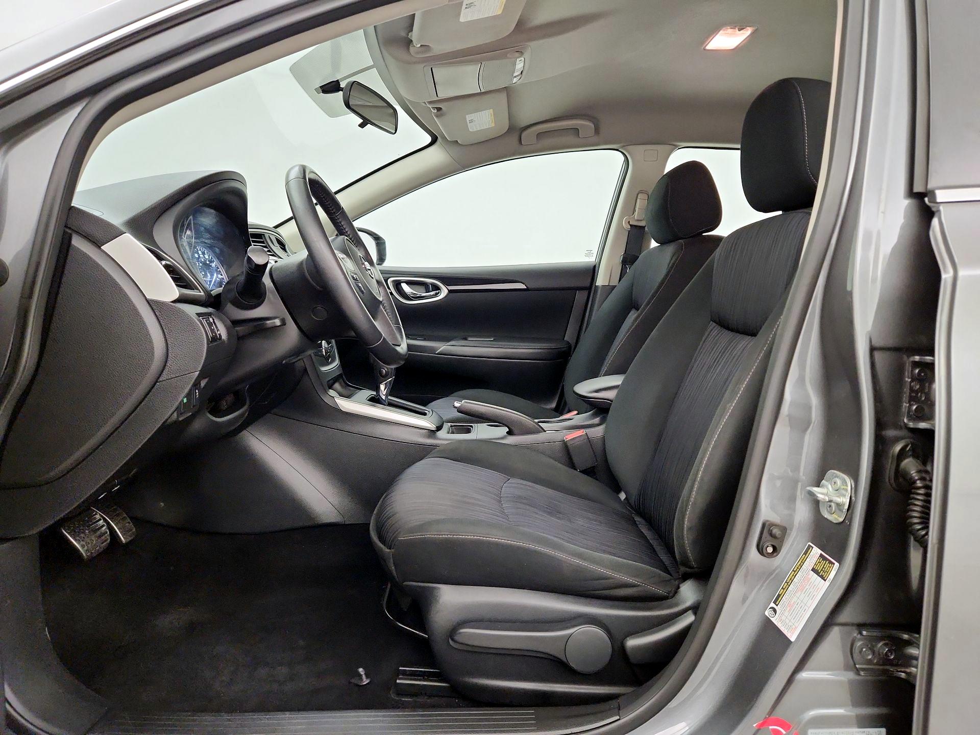 Thumbnail: 2019 Nissan Sentra - 11