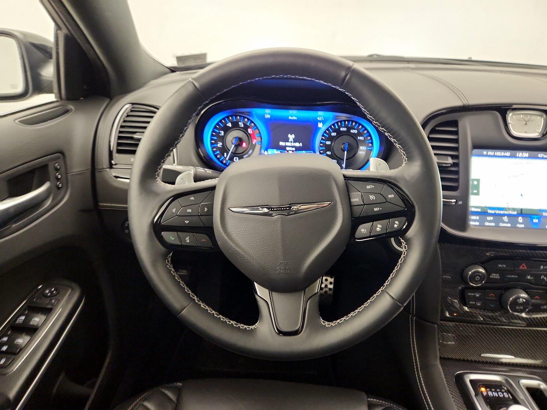 Thumbnail: 2023 Chrysler 300 - 10