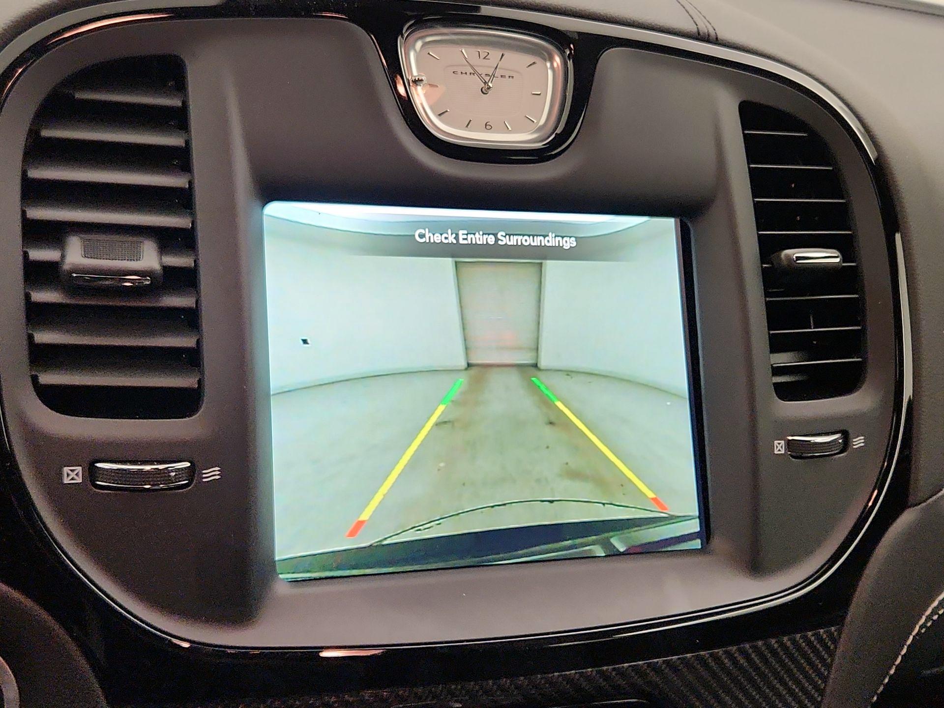 Thumbnail: 2023 Chrysler 300 - 15