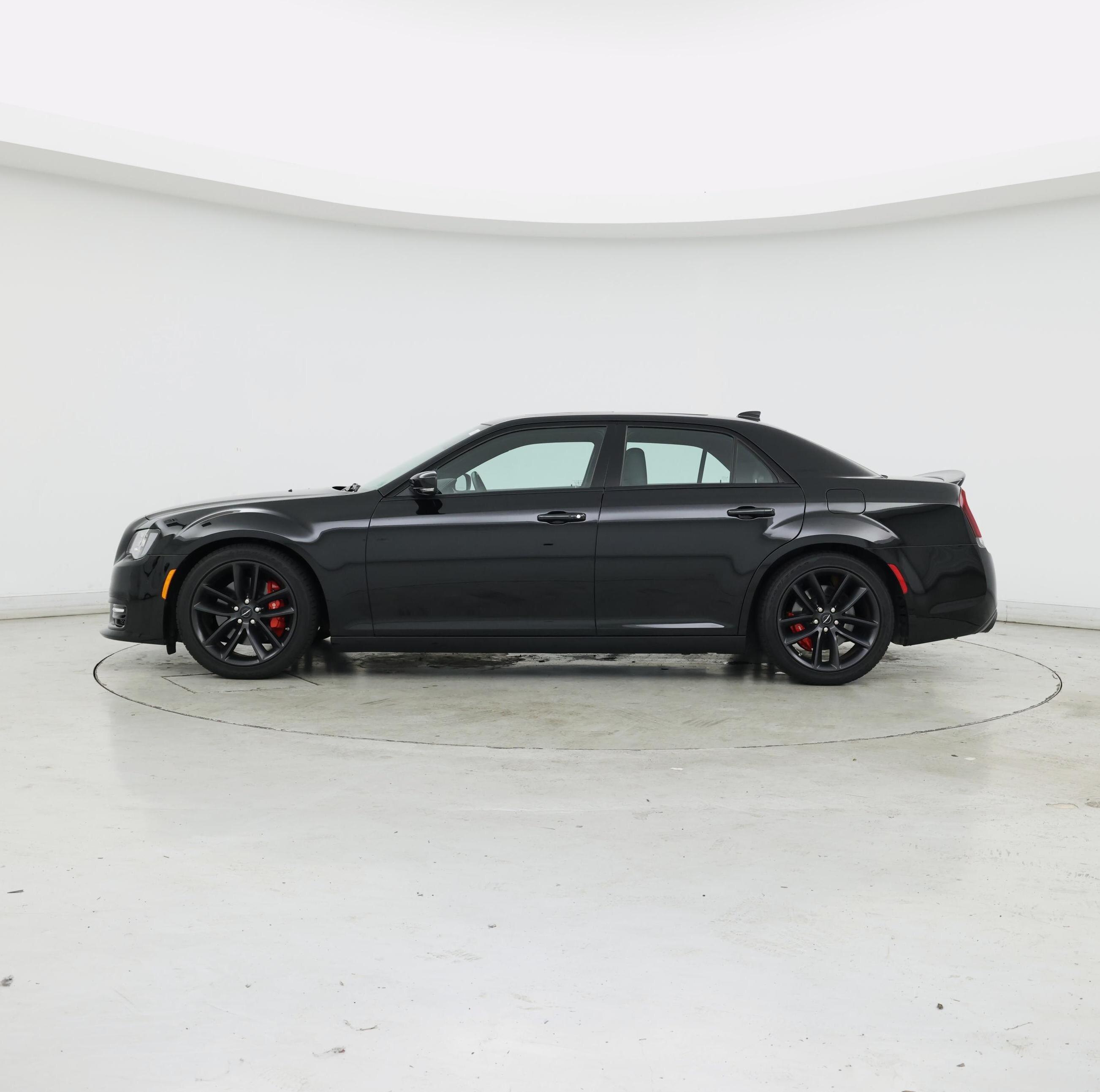 Thumbnail: 2023 Chrysler 300 - 3