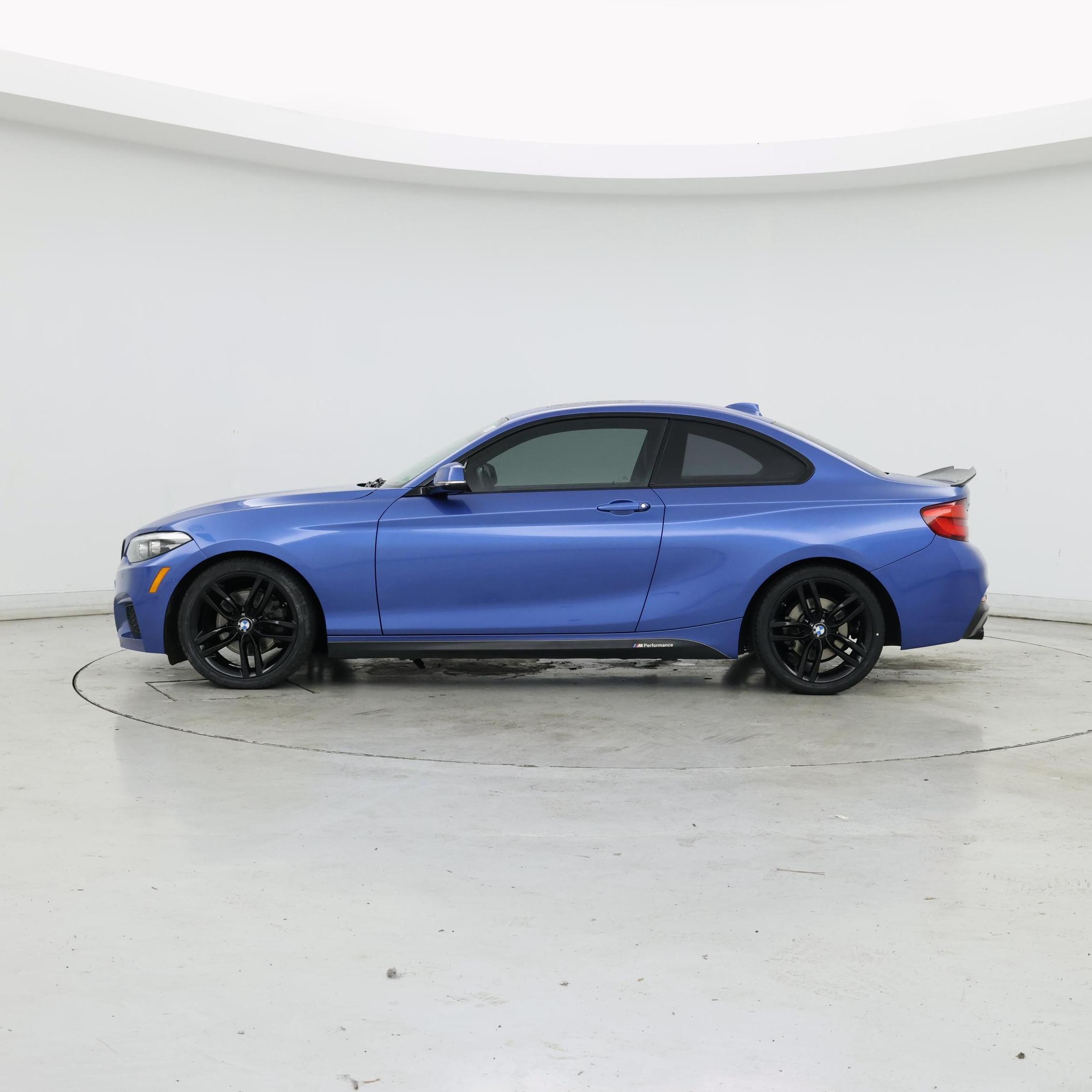 Thumbnail: 2018 BMW 2 Series - 3