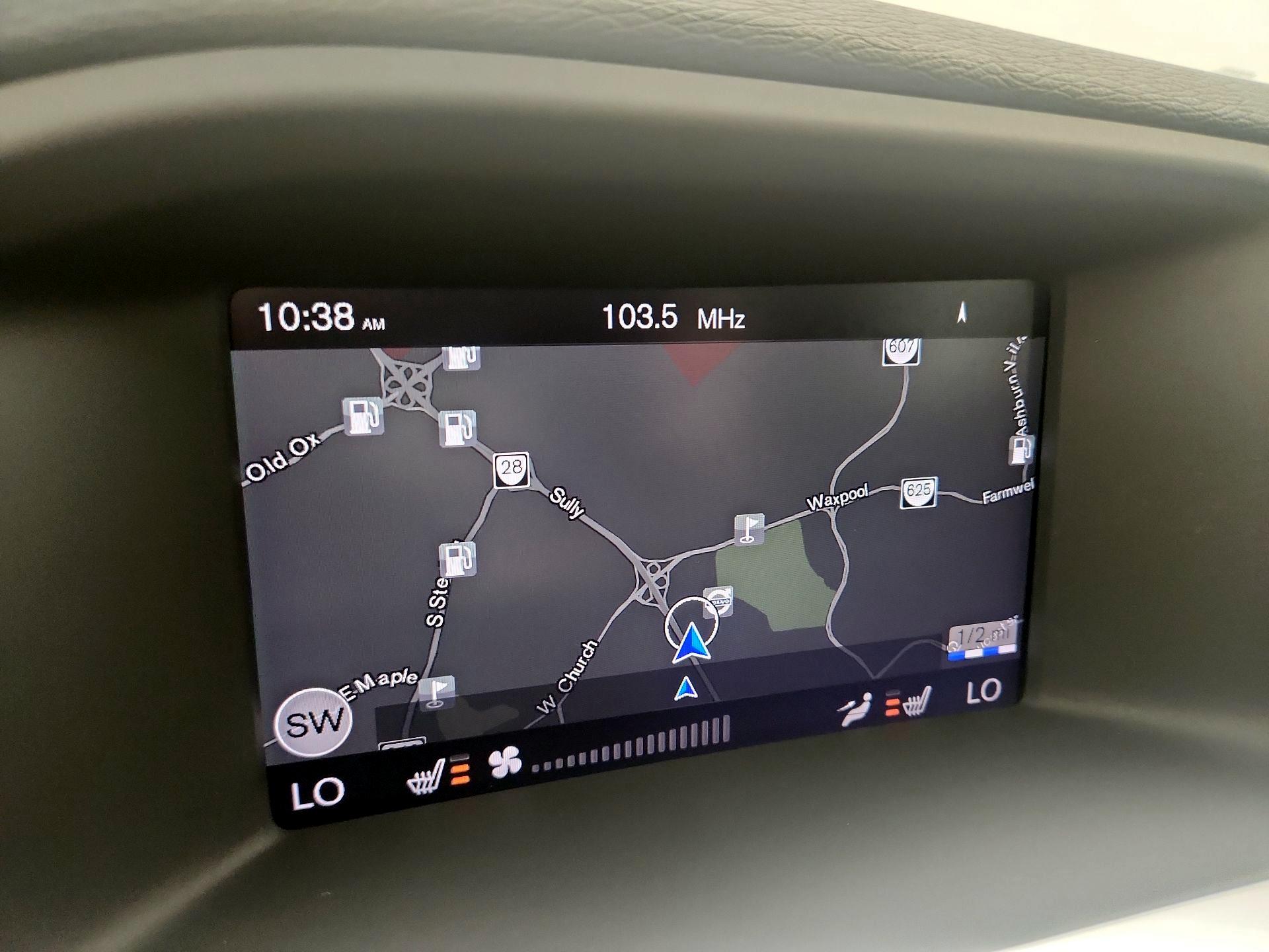 Thumbnail: 2018 Volvo S60 - 14