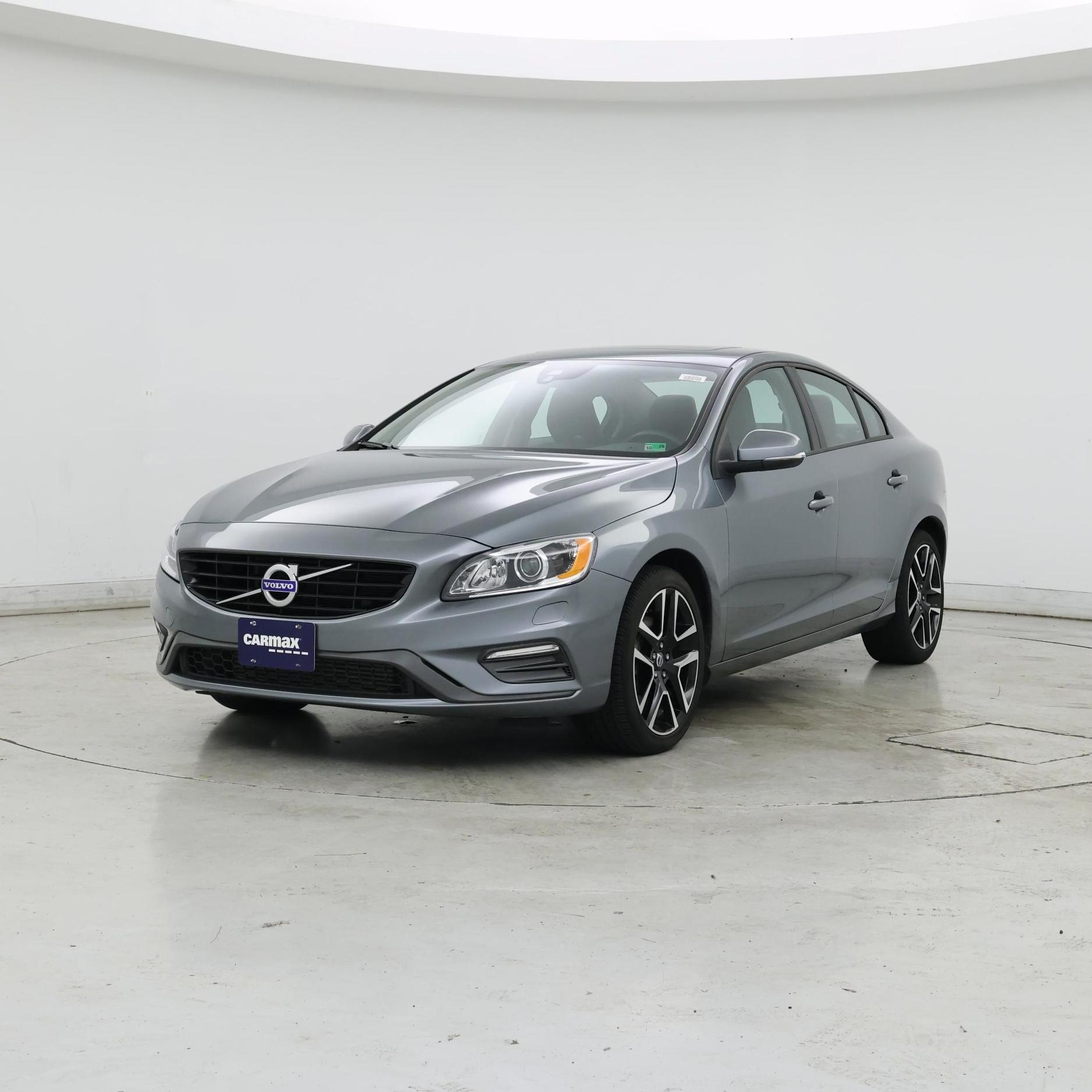 Thumbnail: 2018 Volvo S60 - 4