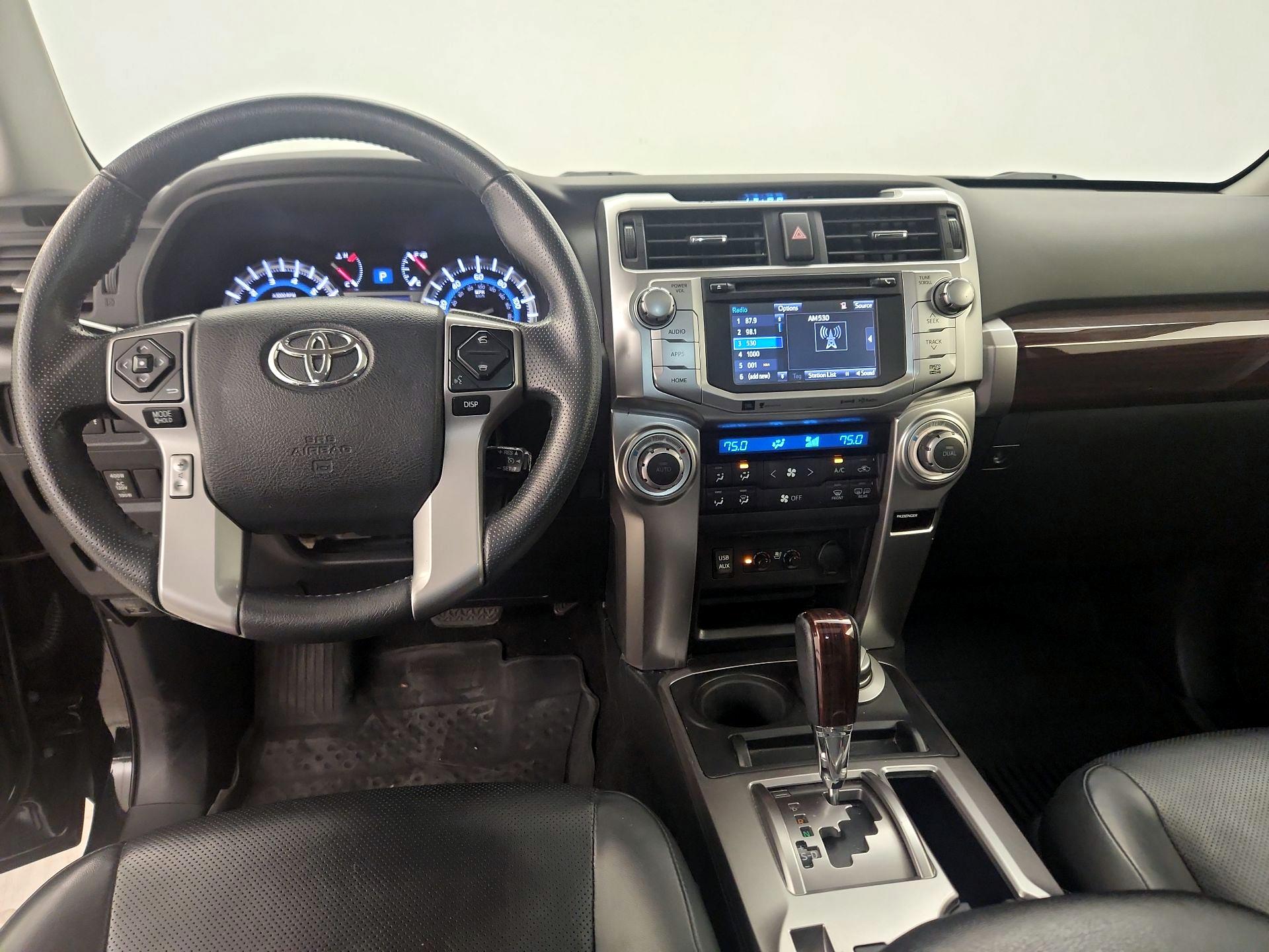 Thumbnail: 2017 Toyota 4Runner - 9