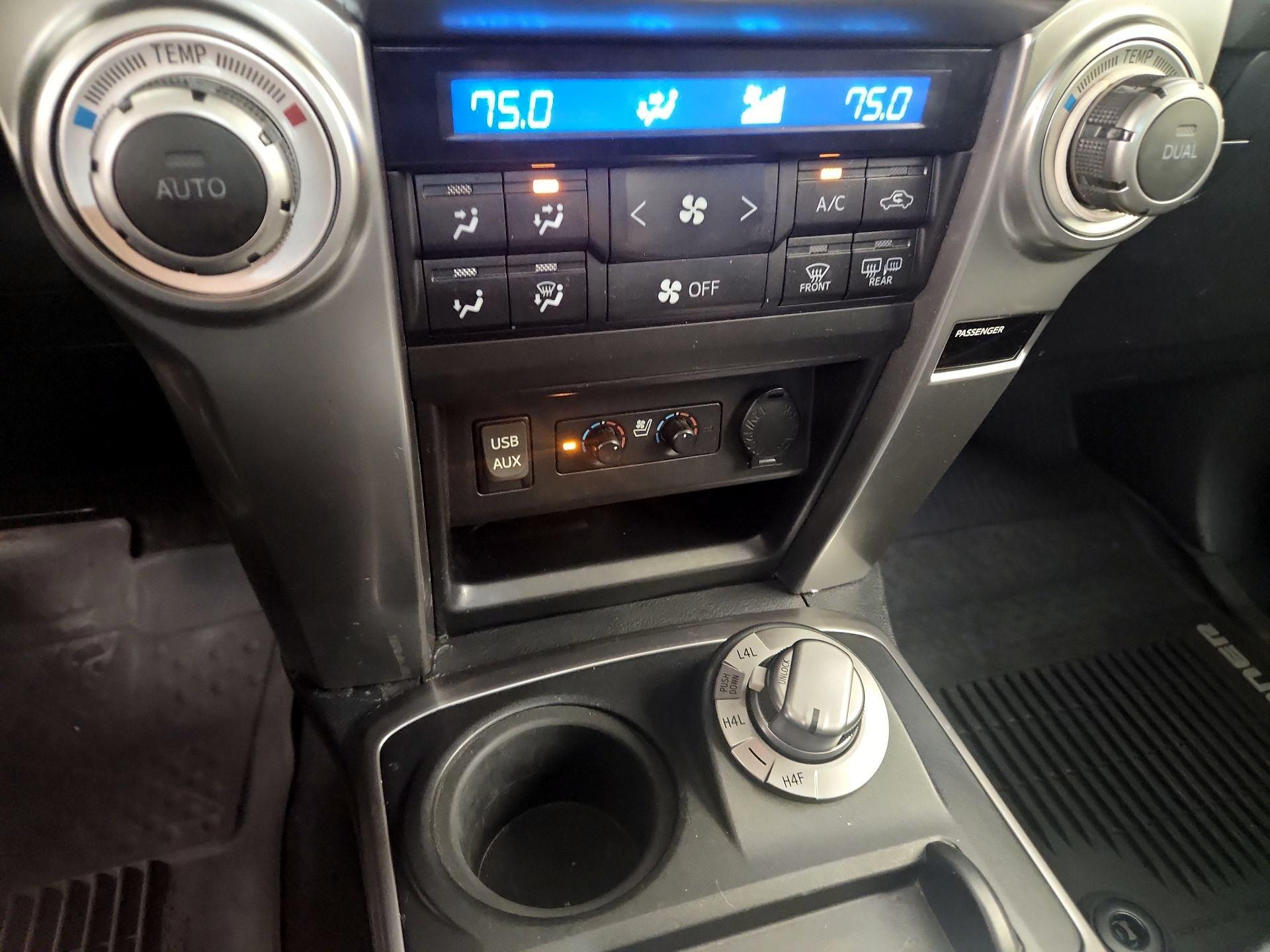 Thumbnail: 2017 Toyota 4Runner - 17