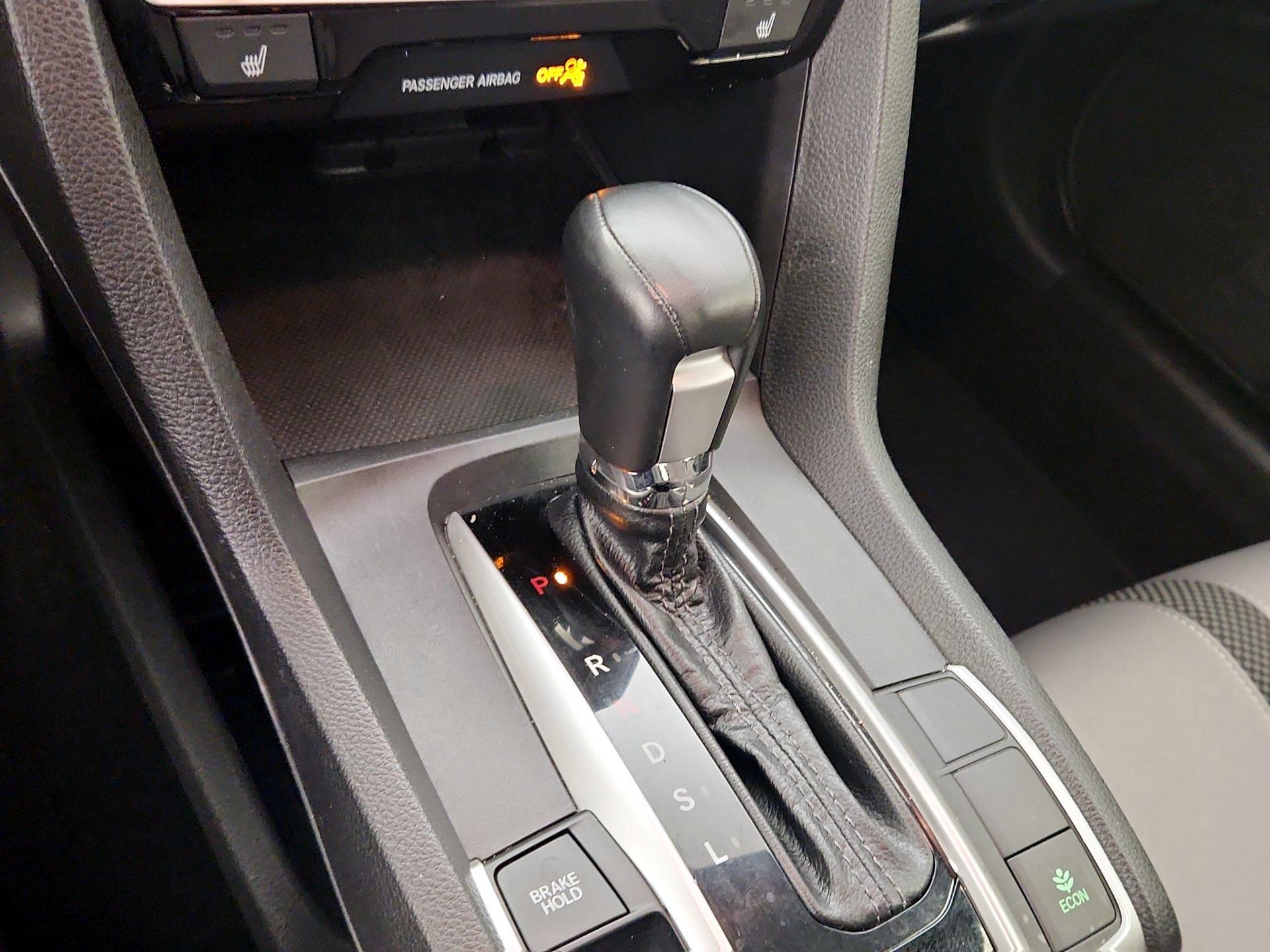 Thumbnail: 2019 Honda Civic - 17