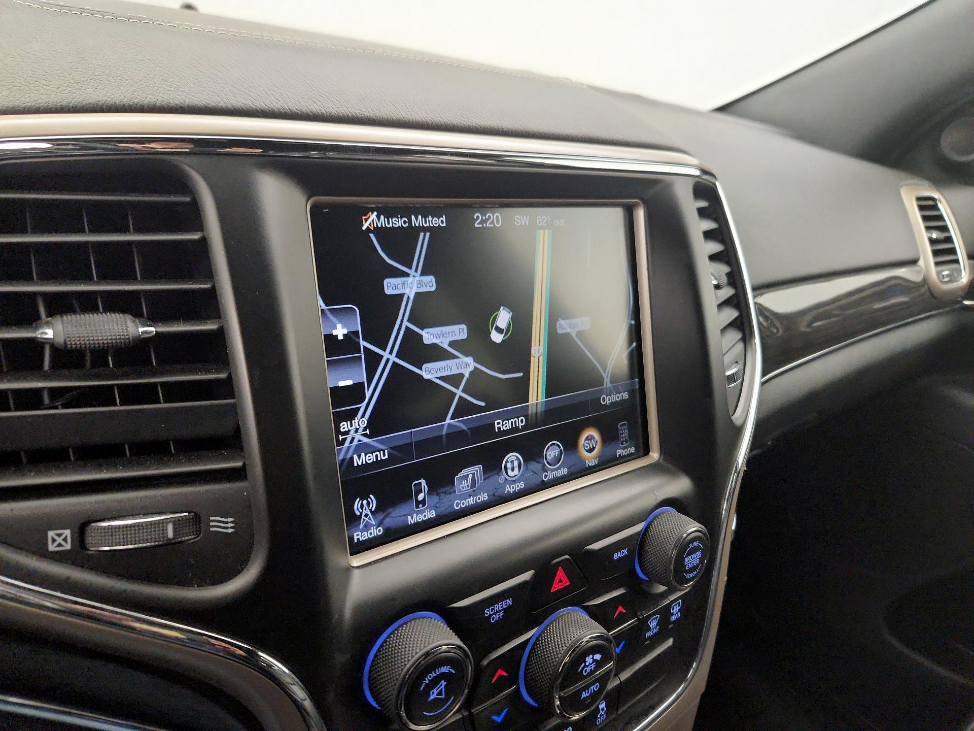 Thumbnail: 2014 Jeep Grand Cherokee - 14