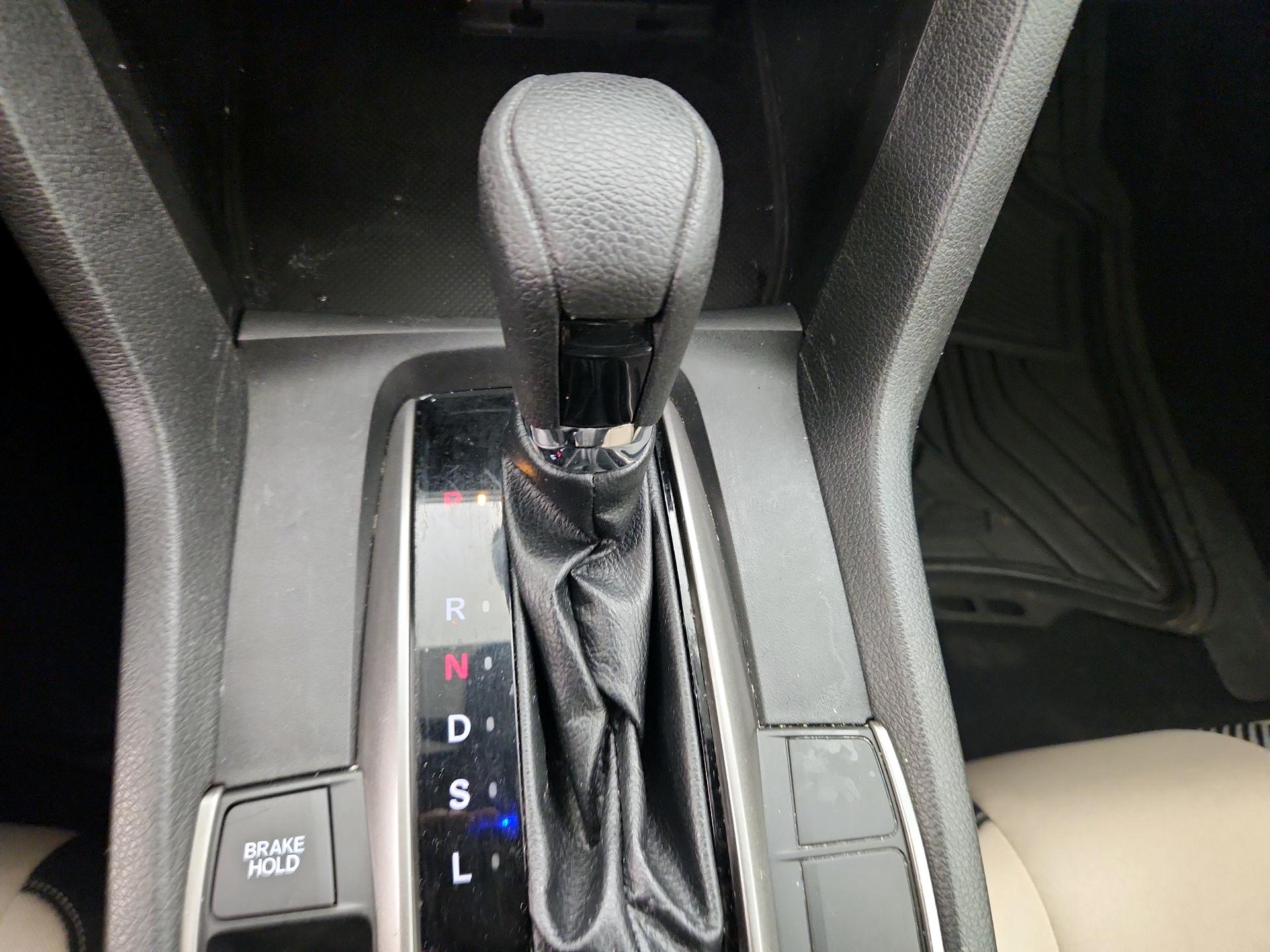 Thumbnail: 2018 Honda Civic - 17