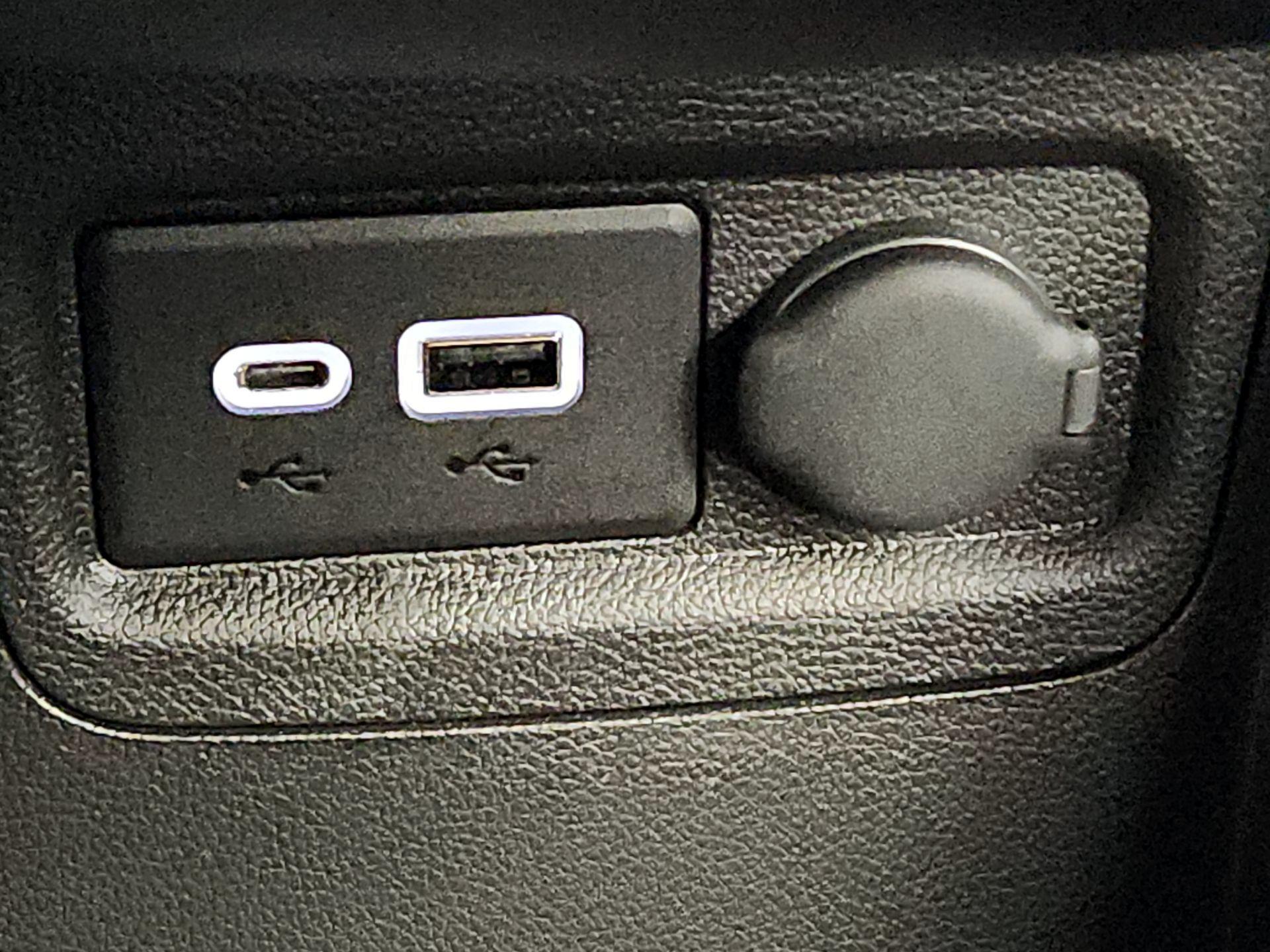 Thumbnail: 2019 Chevrolet Spark - 18