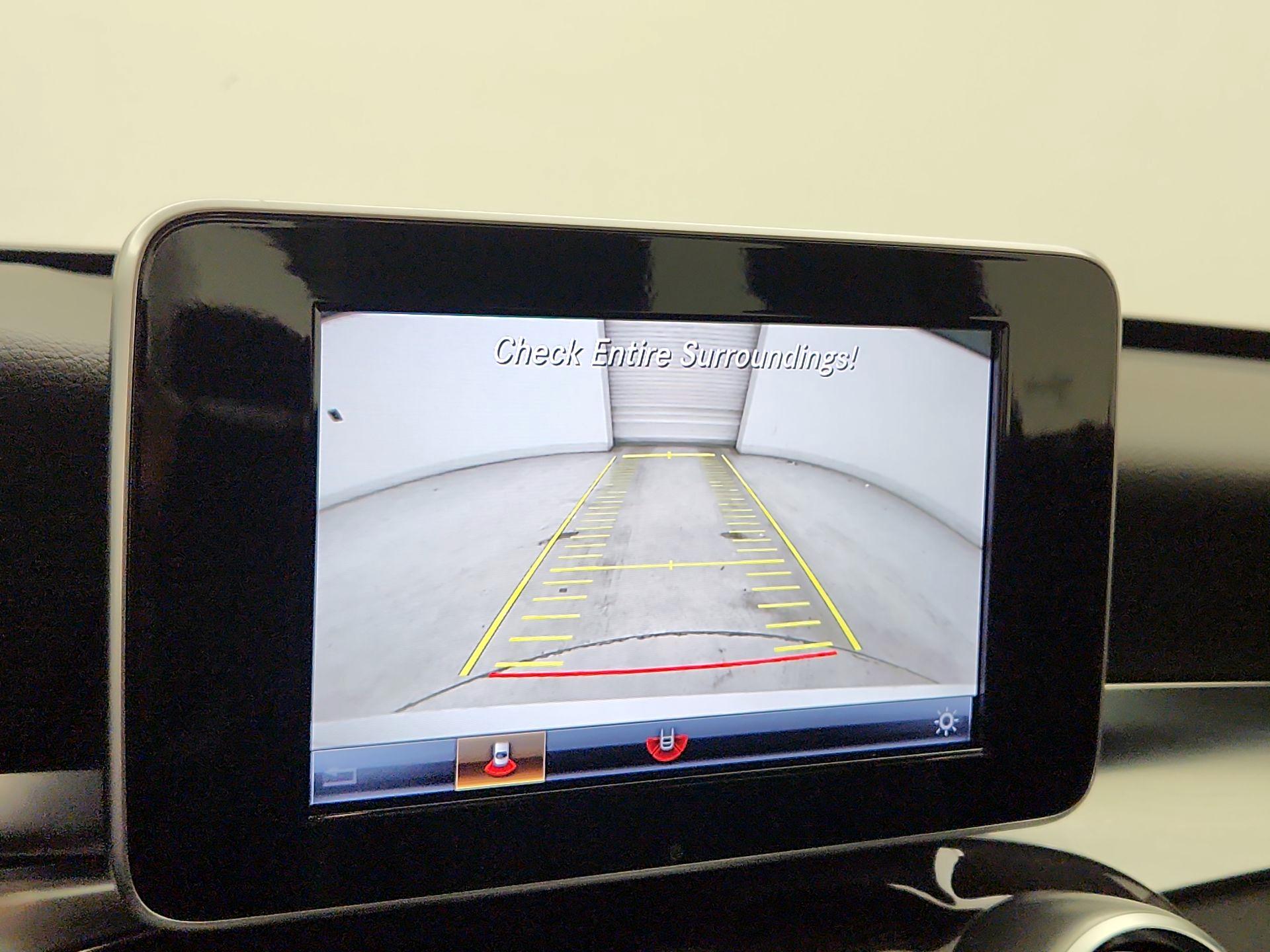 Thumbnail: 2018 Mercedes-Benz C-Class - 14