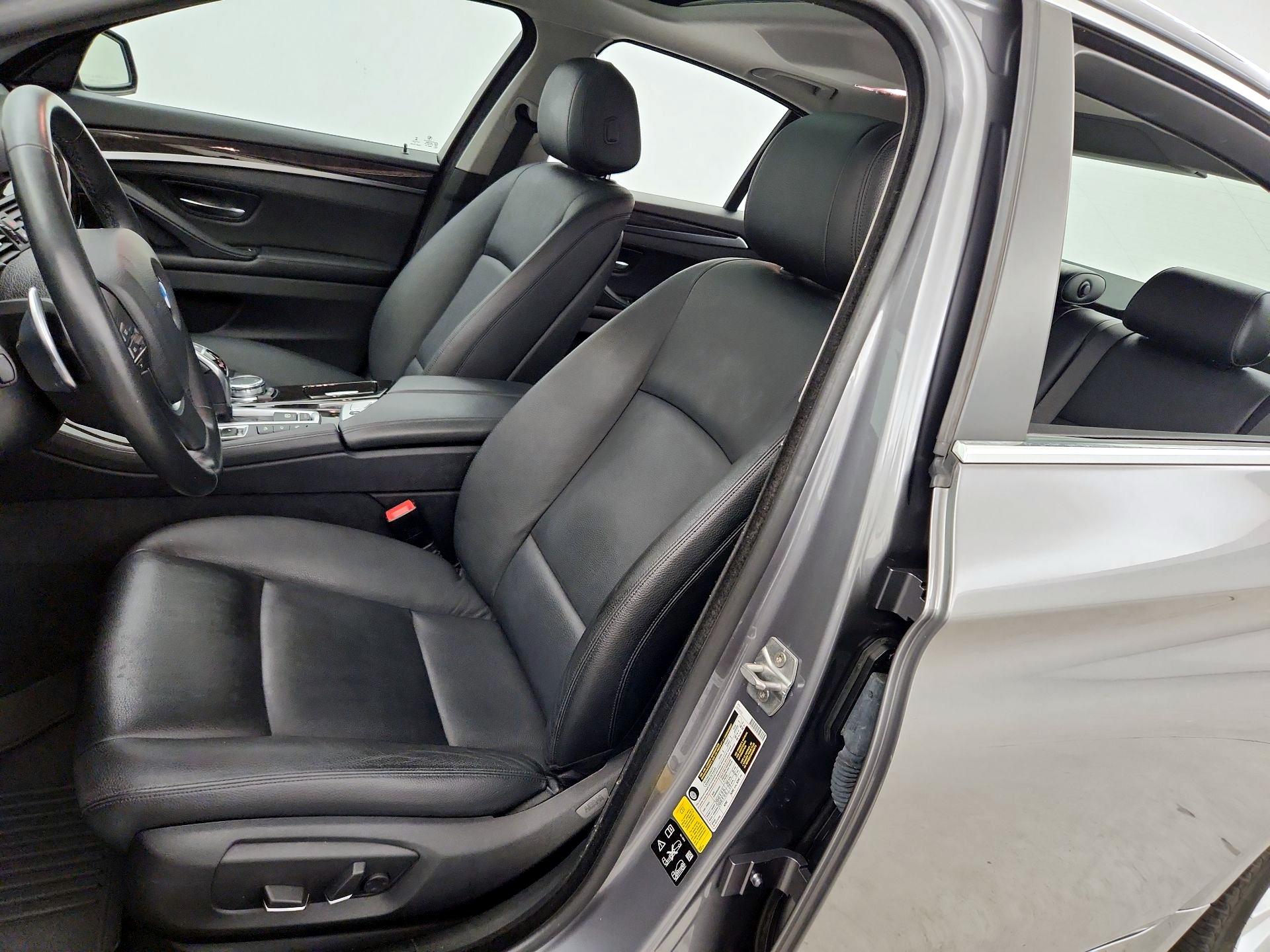 Thumbnail: 2016 BMW 5 Series - 11