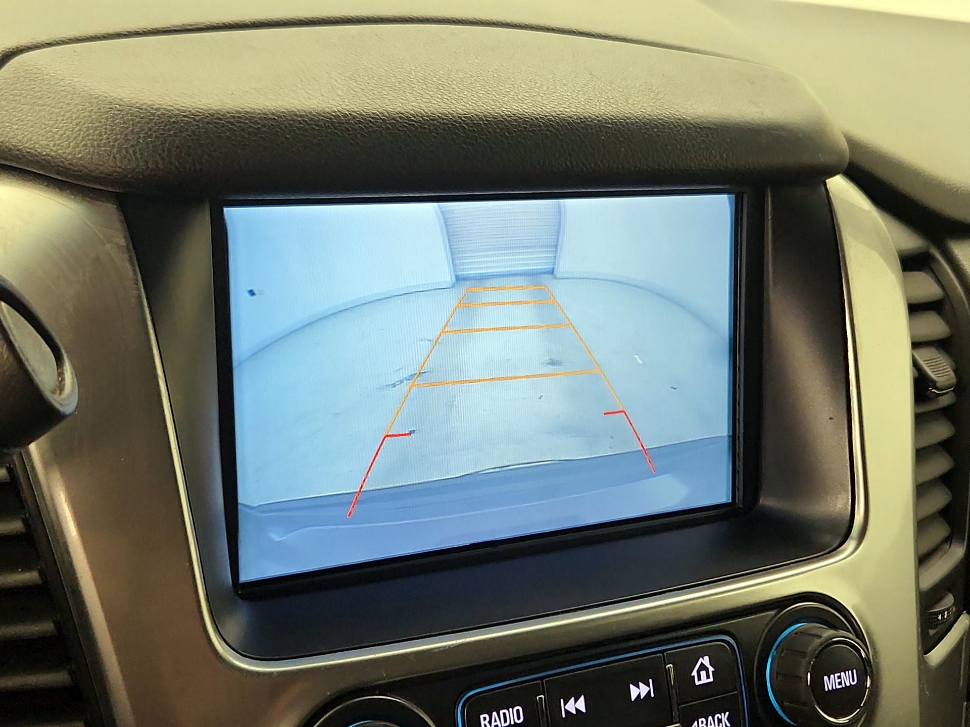 Thumbnail: 2017 Chevrolet Tahoe - 14