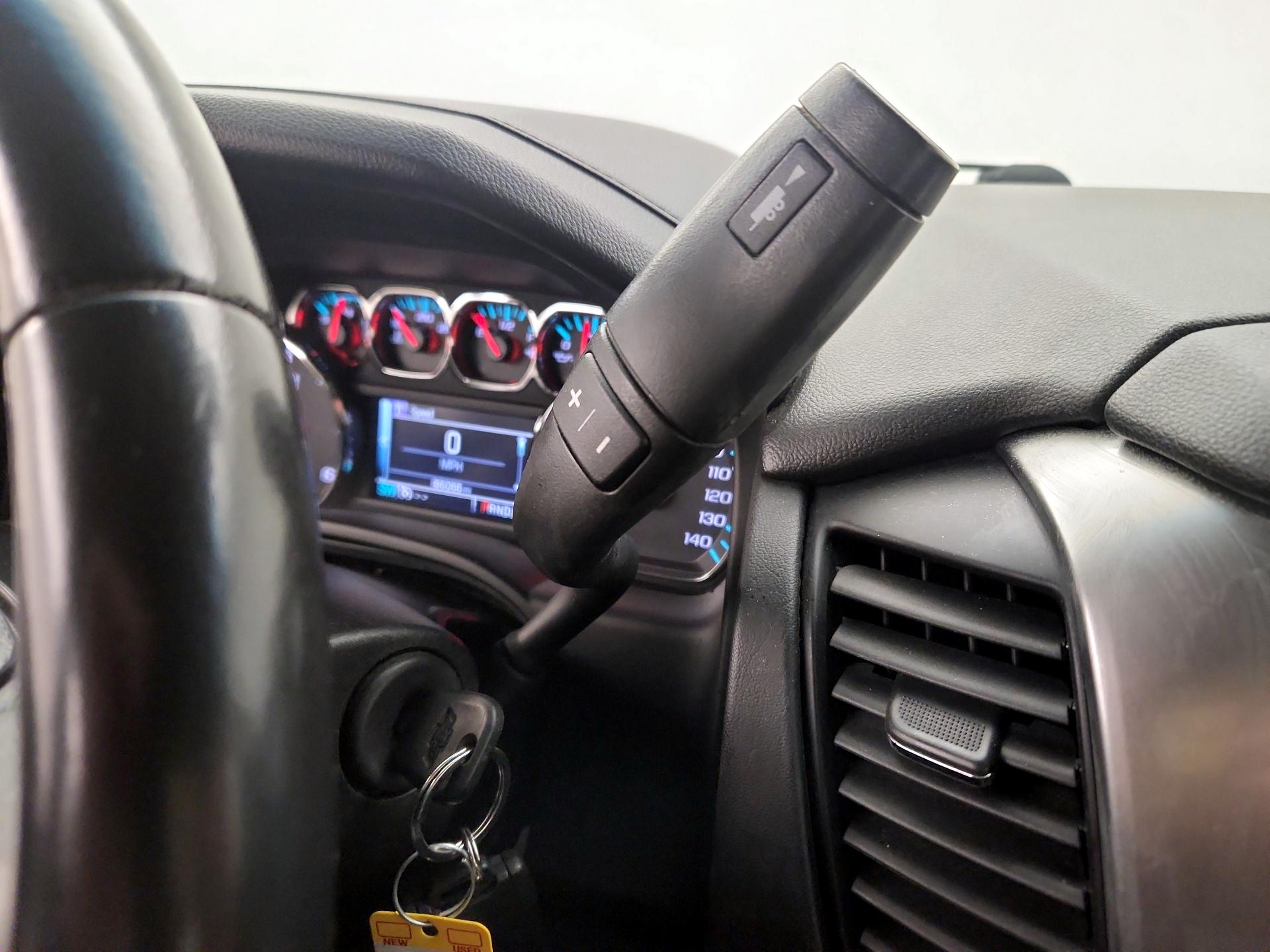 Thumbnail: 2017 Chevrolet Tahoe - 17