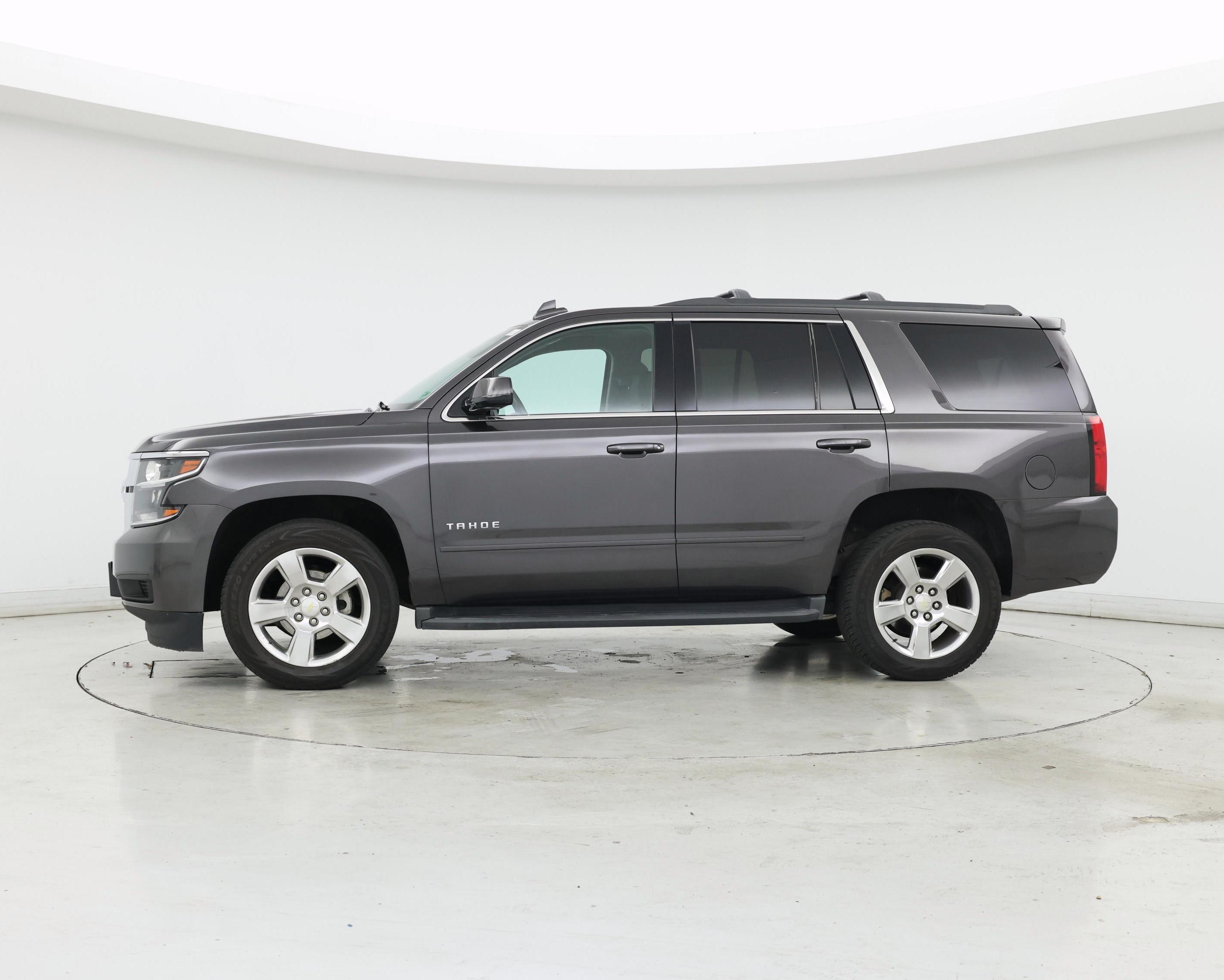 Thumbnail: 2017 Chevrolet Tahoe - 3