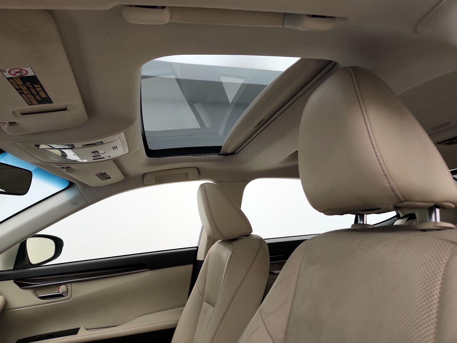 Thumbnail: 2016 Lexus ES - 20