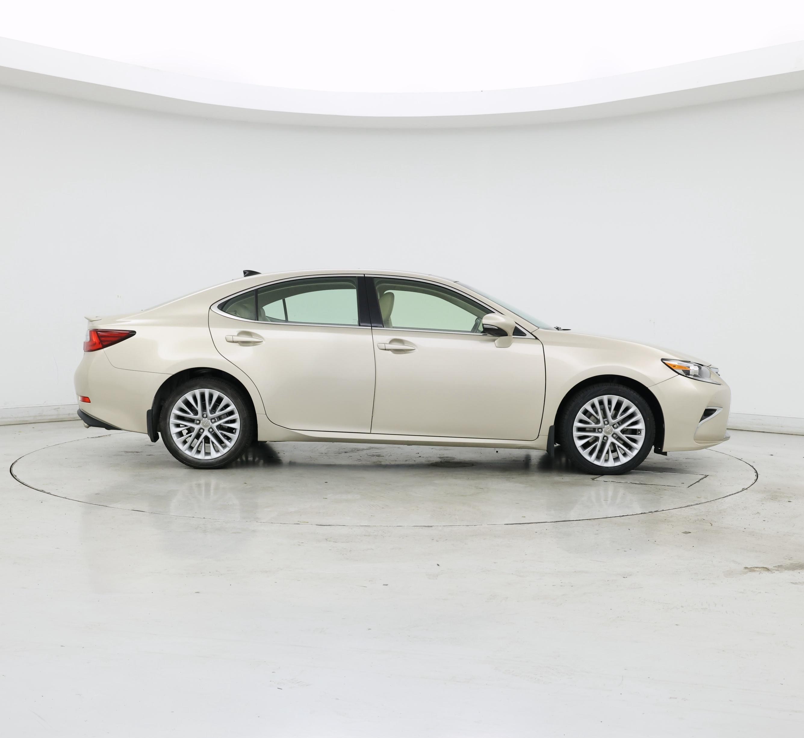 Thumbnail: 2016 Lexus ES - 7