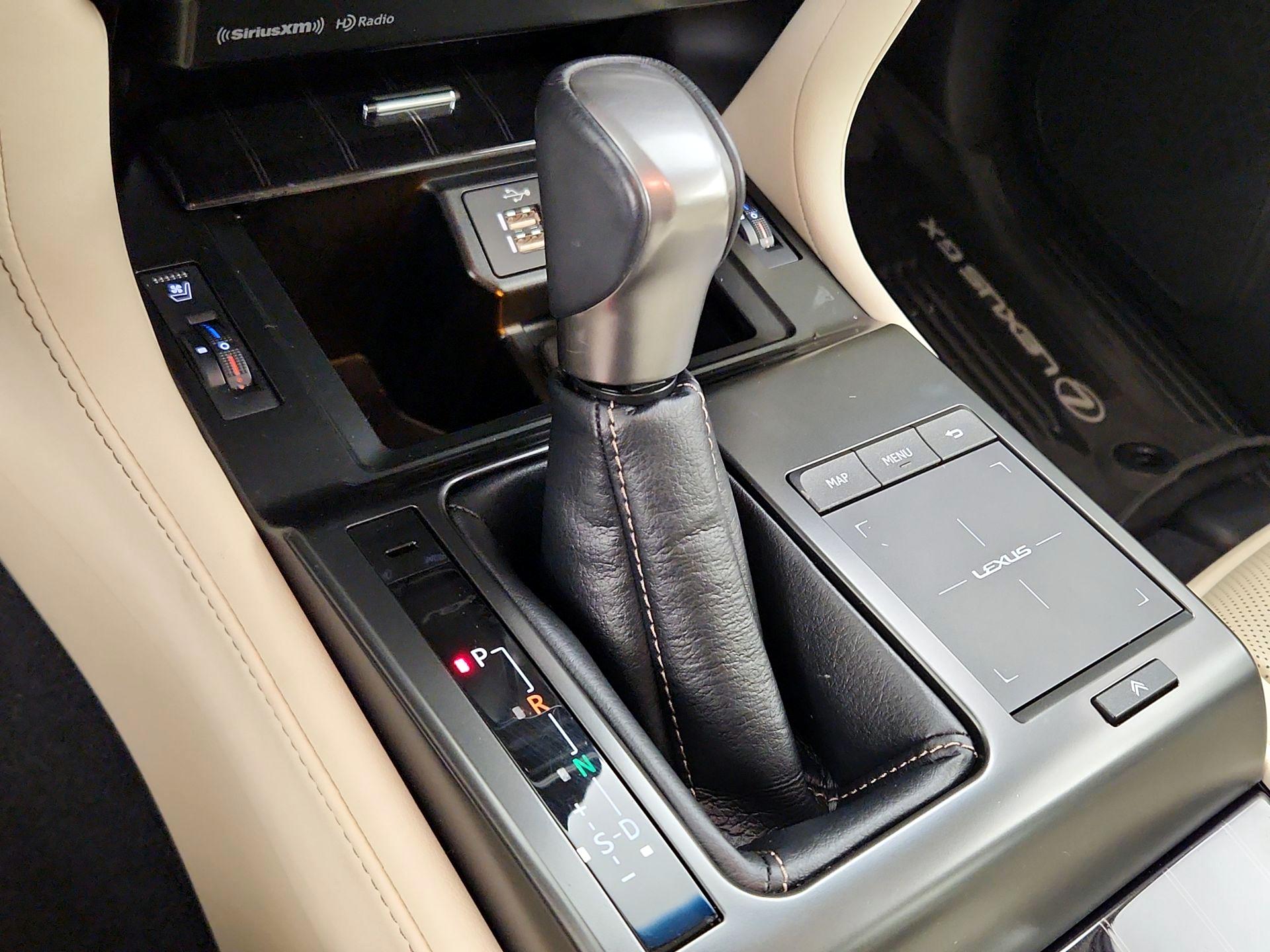 Thumbnail: 2023 Lexus GX - 18