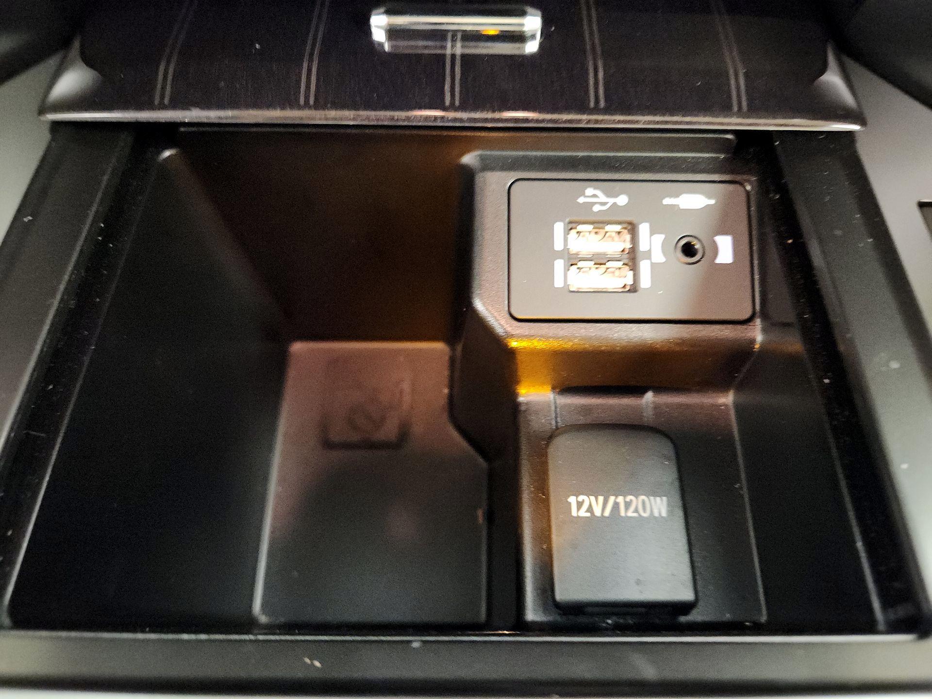 Thumbnail: 2023 Lexus GX - 19