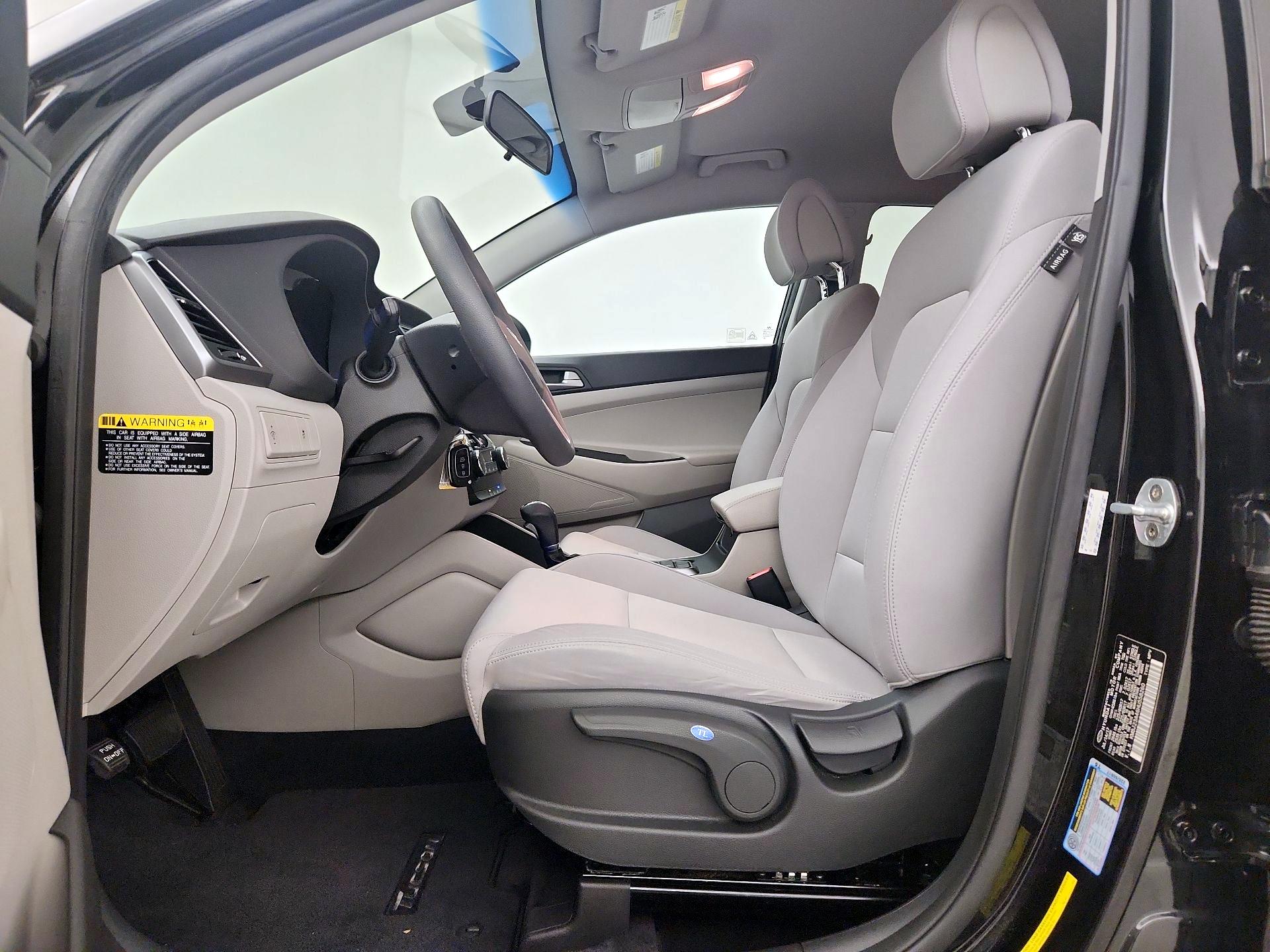 Thumbnail: 2017 Hyundai Tucson - 11