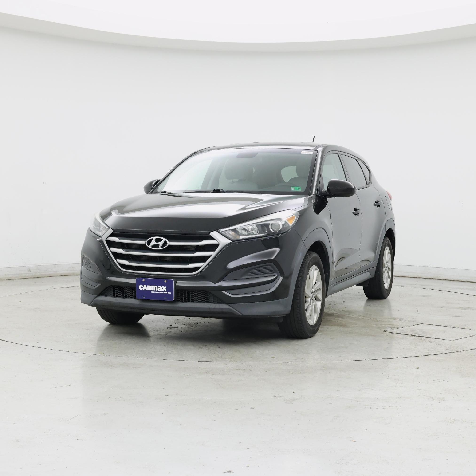 Thumbnail: 2017 Hyundai Tucson - 4