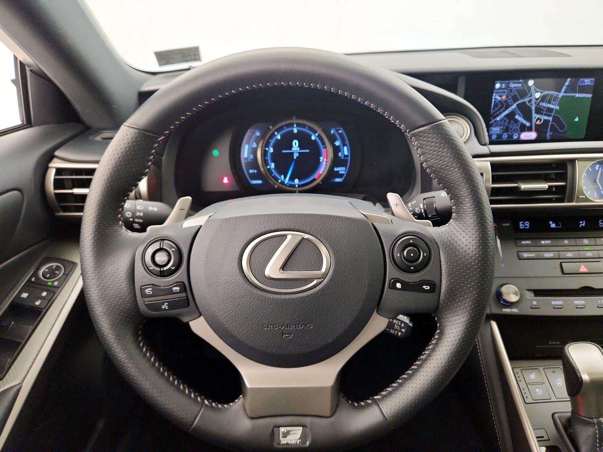 Thumbnail: 2015 Lexus IS - 10