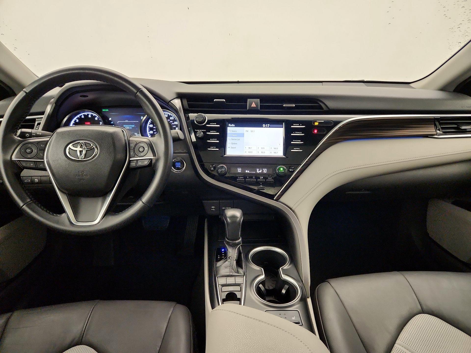 Thumbnail: 2018 Toyota Camry - 9