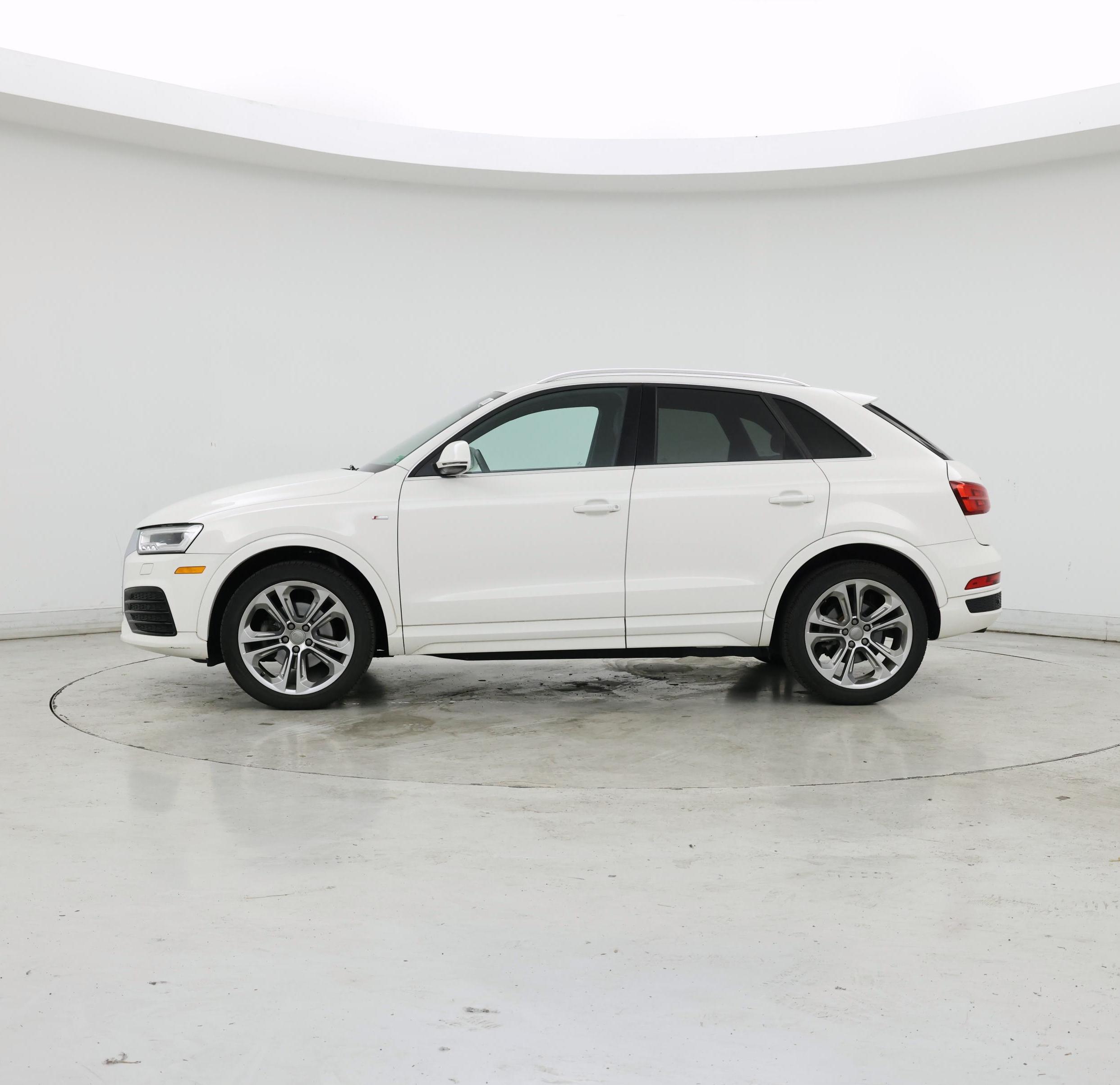 Thumbnail: 2017 Audi Q3 - 3