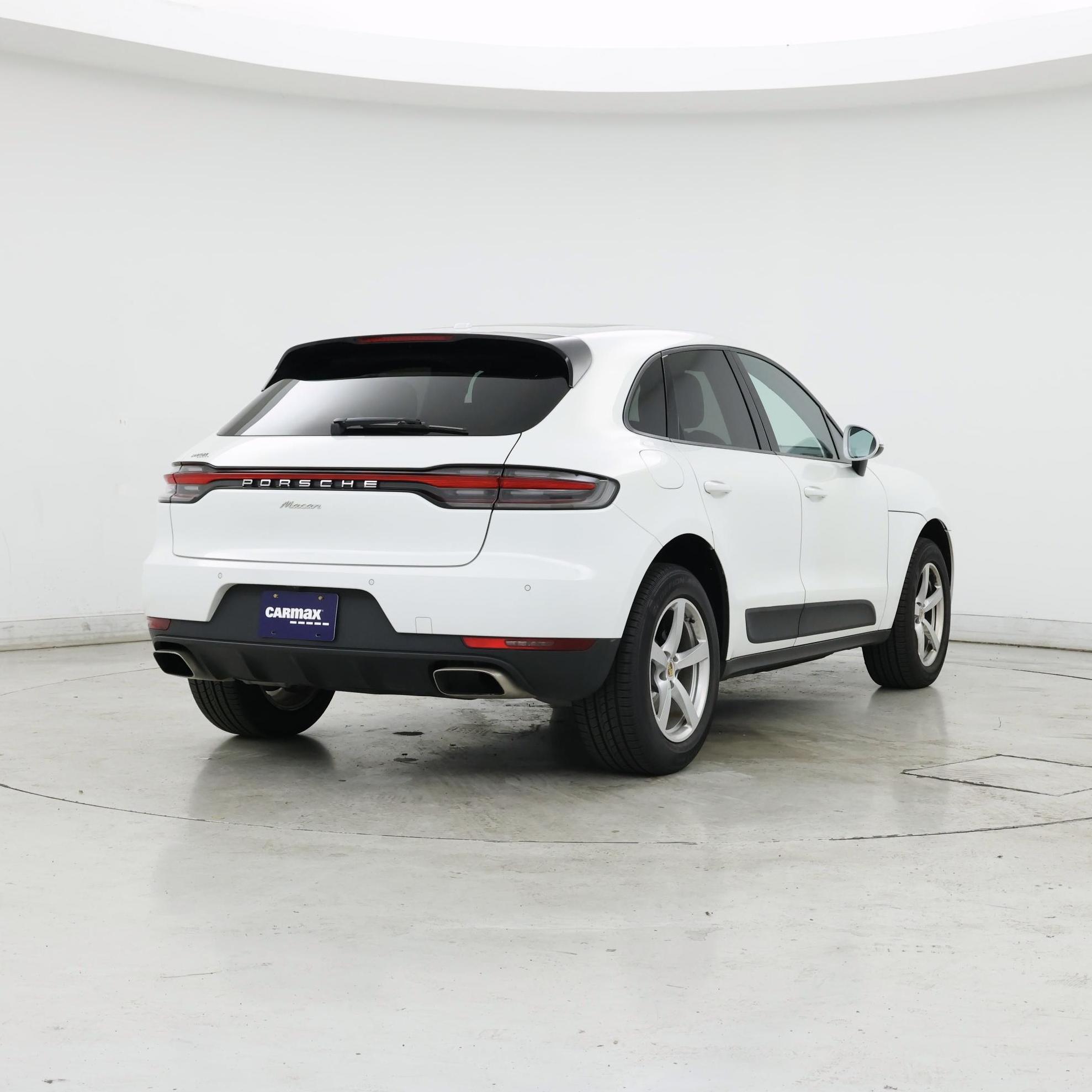 Thumbnail: 2021 Porsche Macan - 8