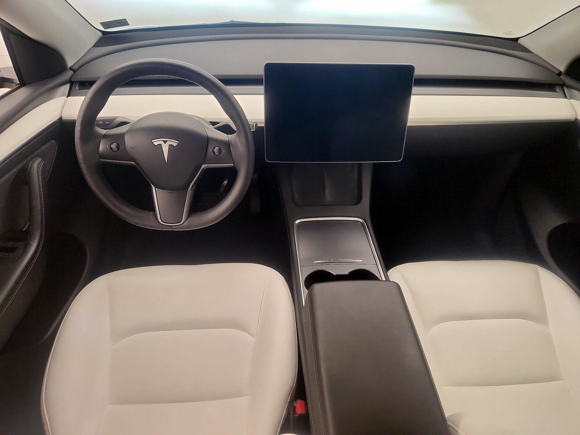 Thumbnail: 2023 Tesla Model Y - 9