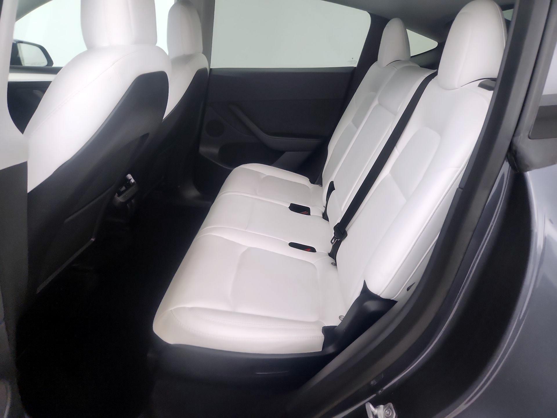 Thumbnail: 2023 Tesla Model Y - 19