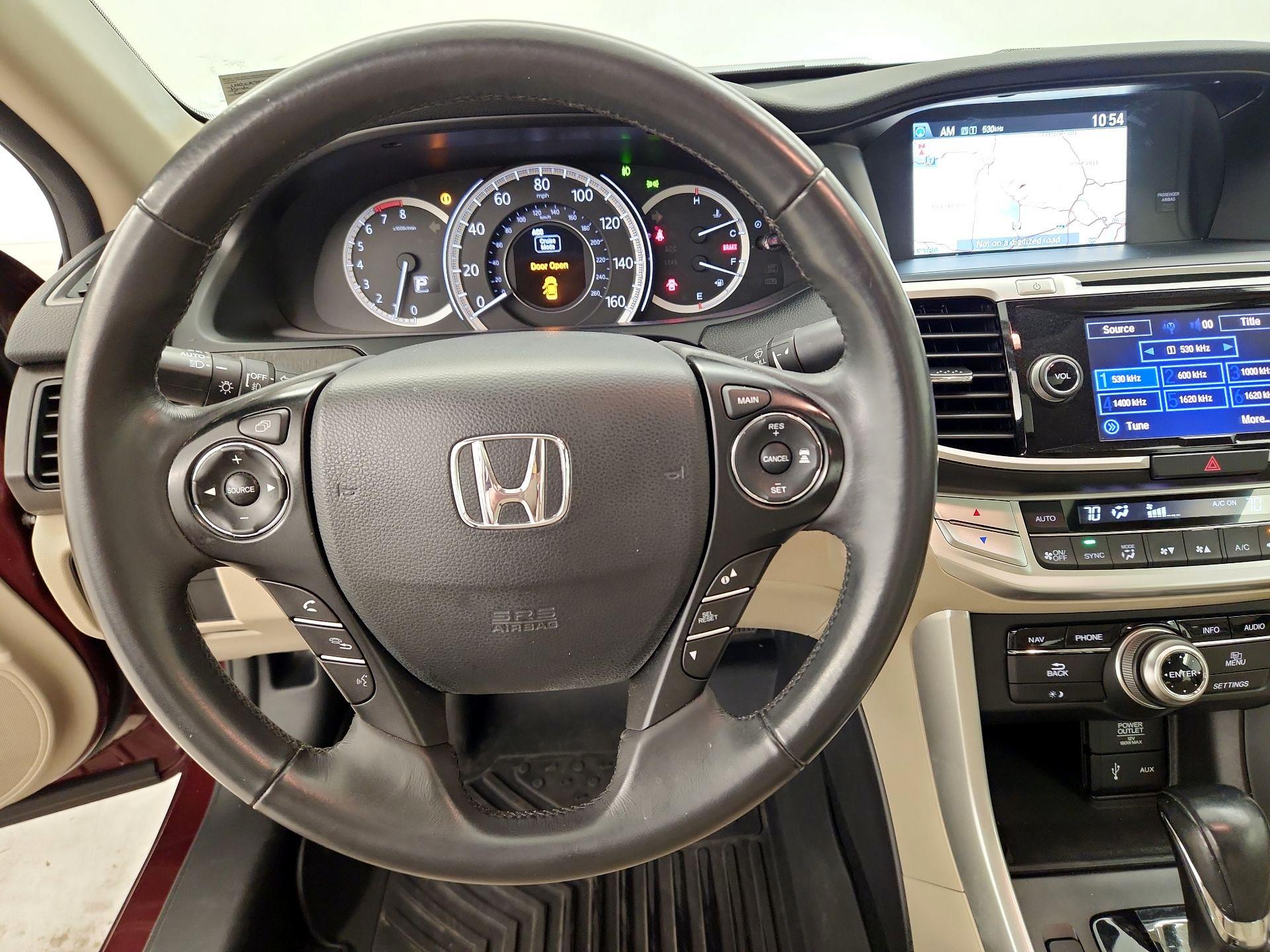 Thumbnail: 2015 Honda Accord - 10