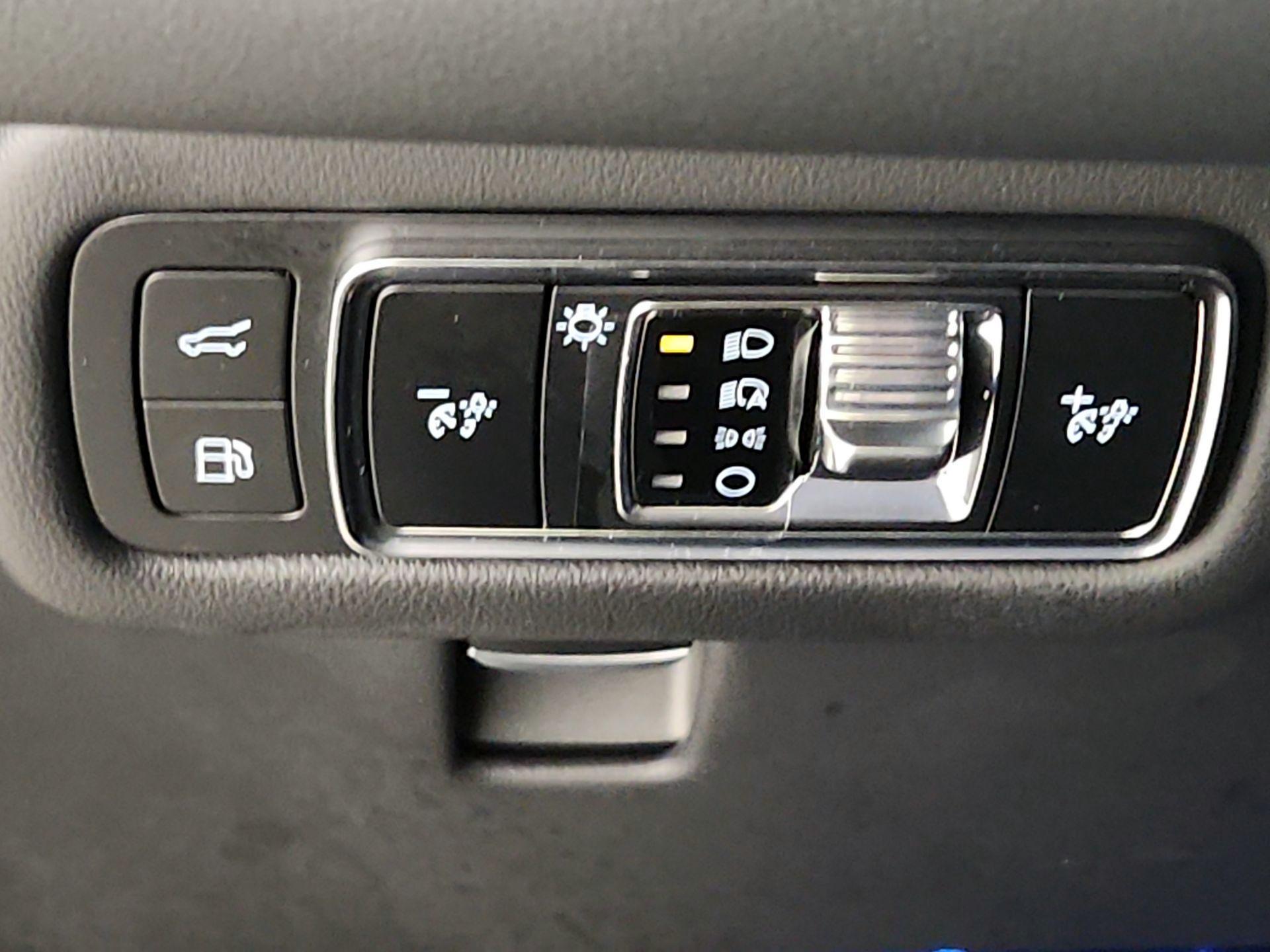 Thumbnail: 2024 Lincoln Nautilus - 13